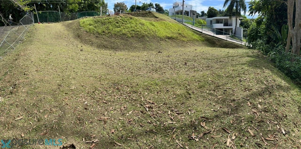 Terreno en Venta - Bayamón