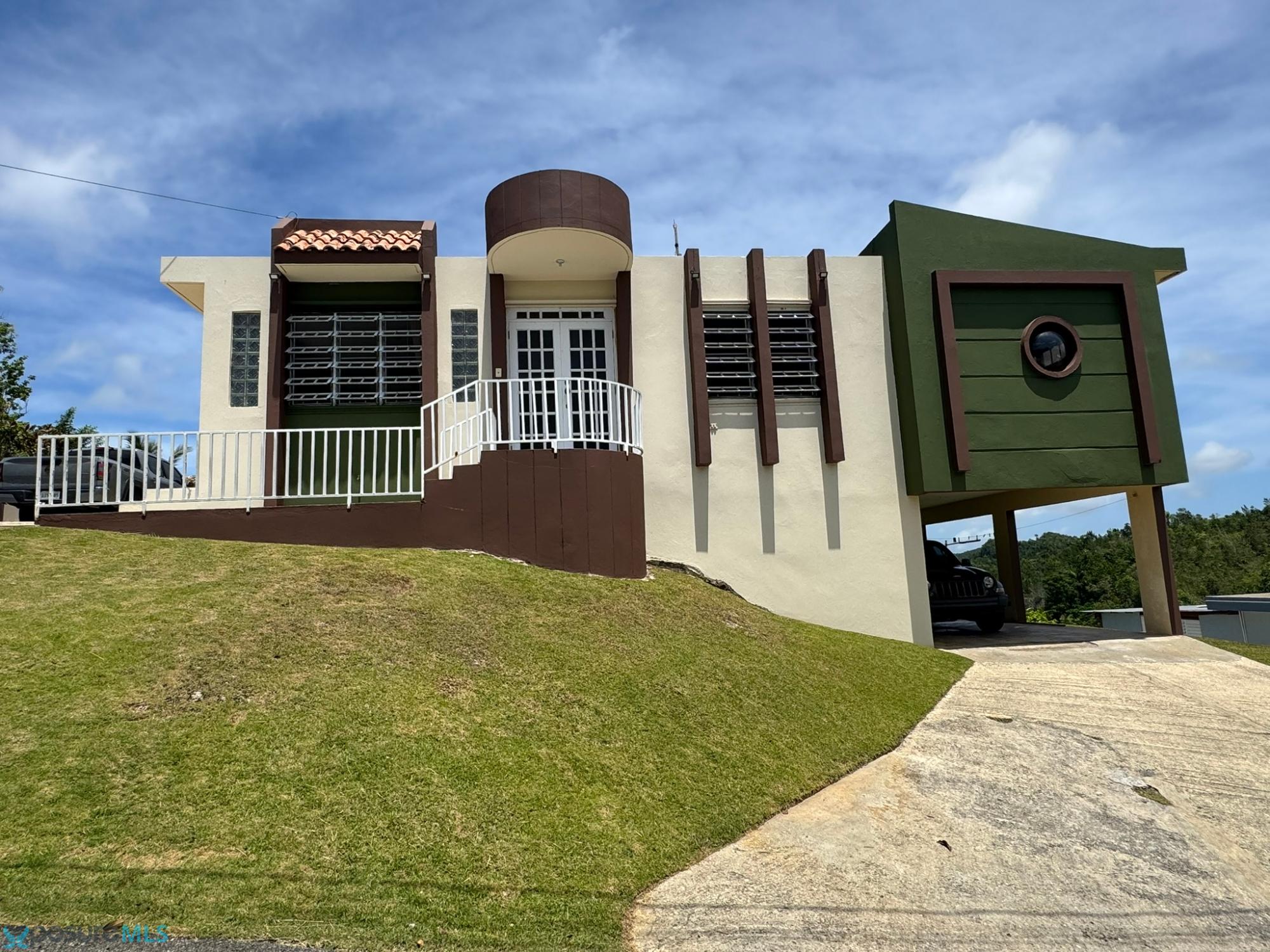 Casa en Venta - Quebradillas