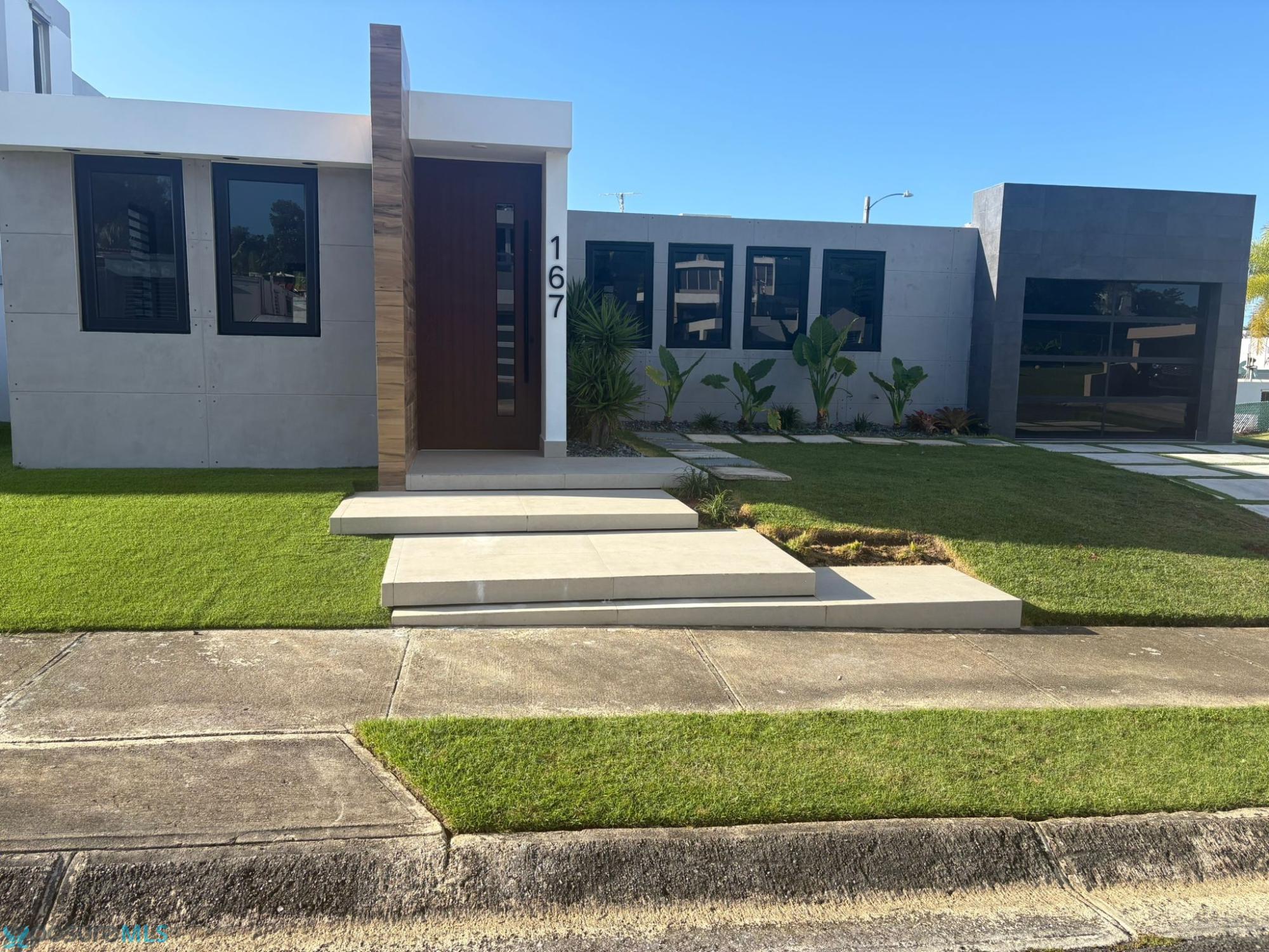 Casa en Alquiler - Dorado