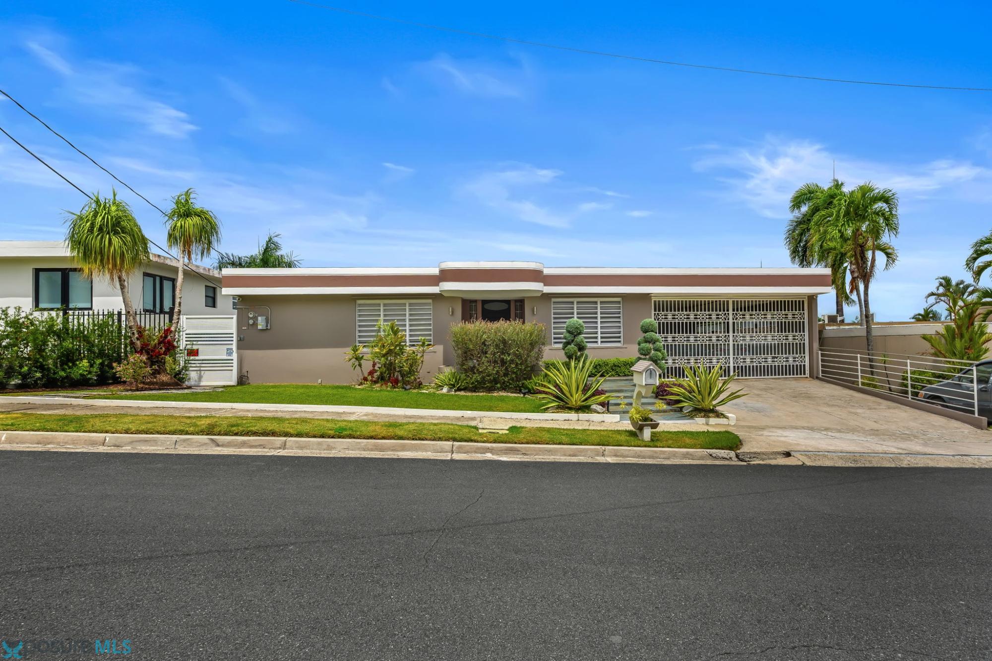 Residencia en Venta - Guaynabo
