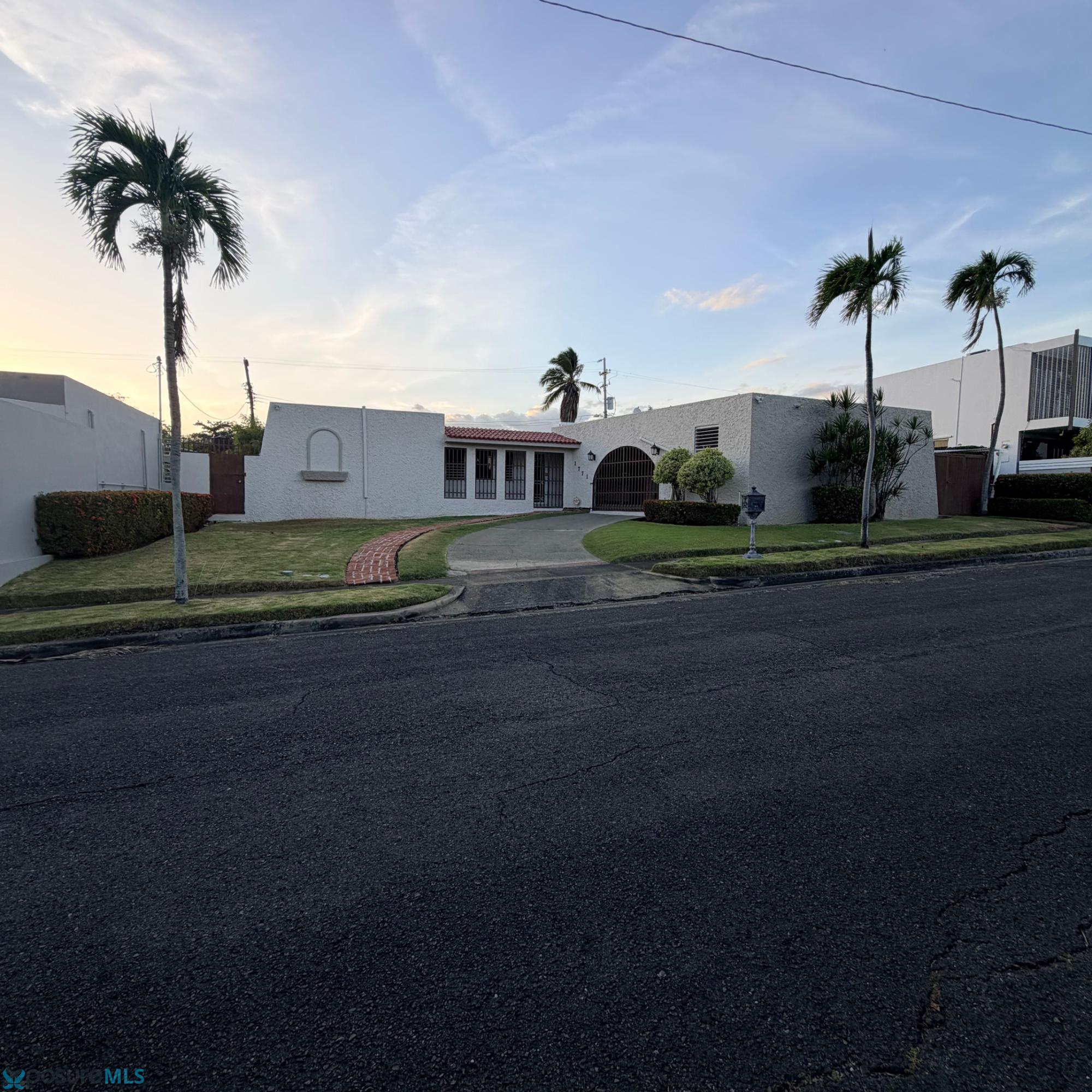 Casa en Alquiler - Ponce