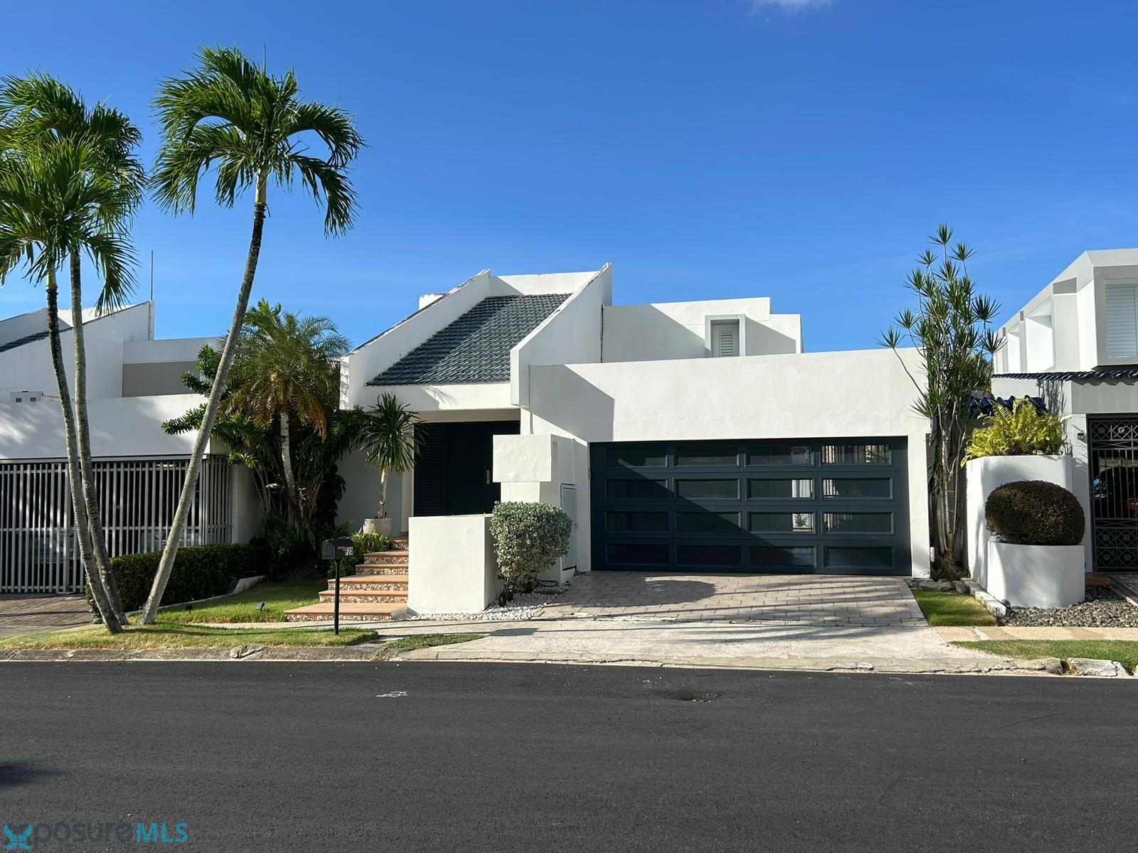 Casa en Alquiler - Guaynabo