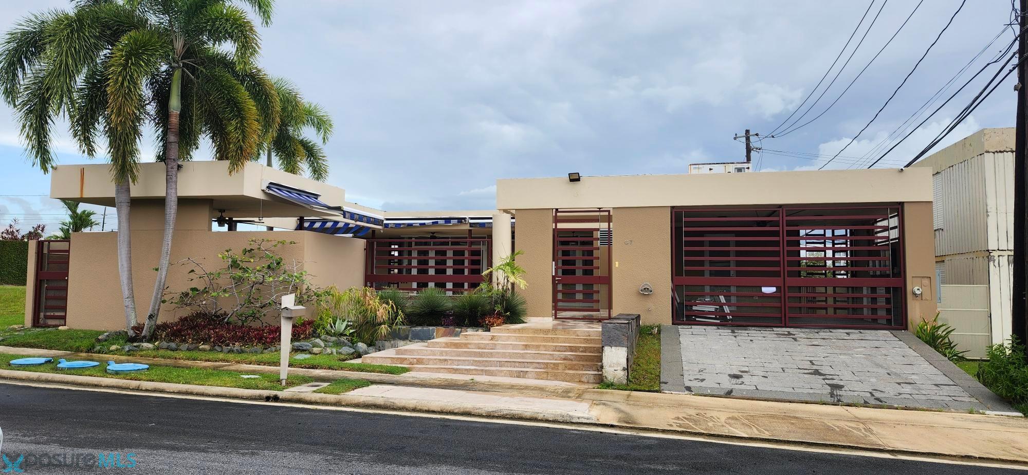 Casa en Venta - Guaynabo