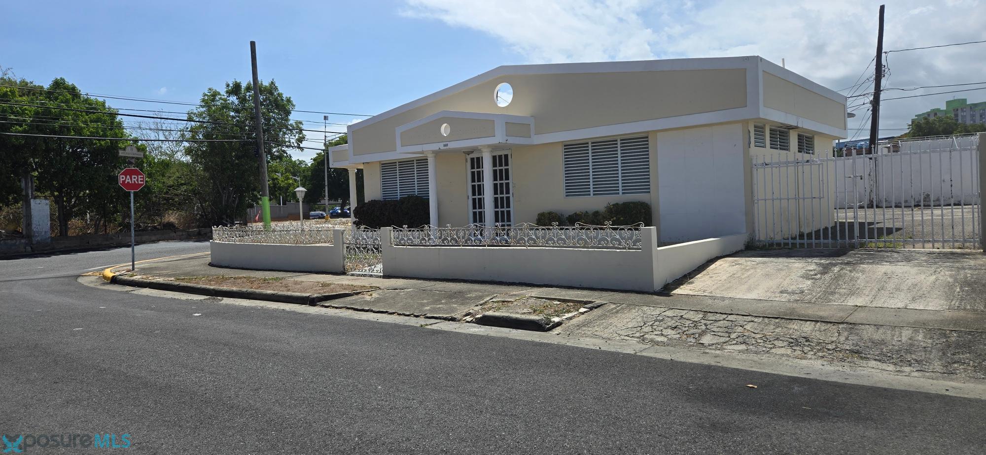 Casa en Alquiler - Ponce