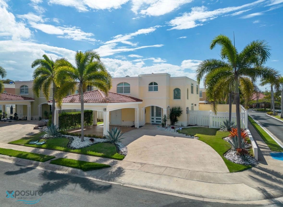 Casa en Venta - Vega Alta