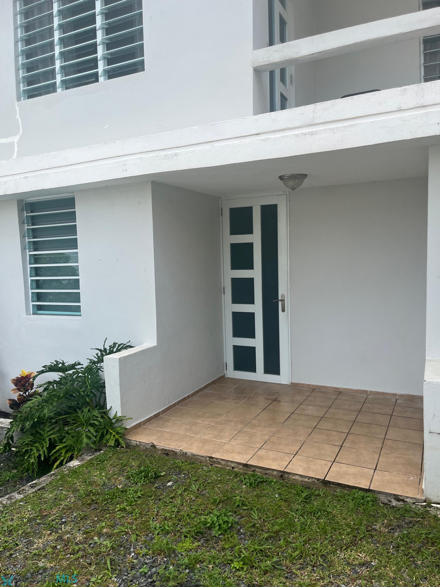 Residencia en Alquiler - Rio Grande