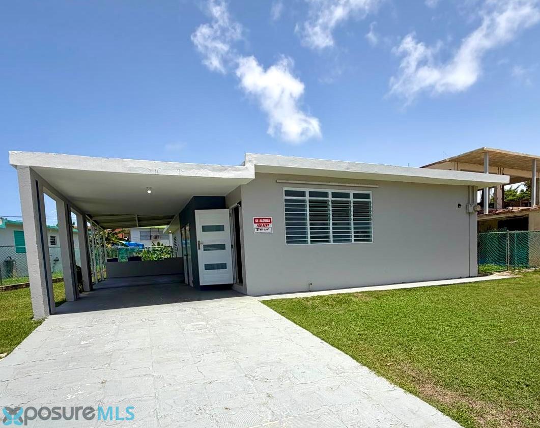 Casa en Alquiler - Aguadilla