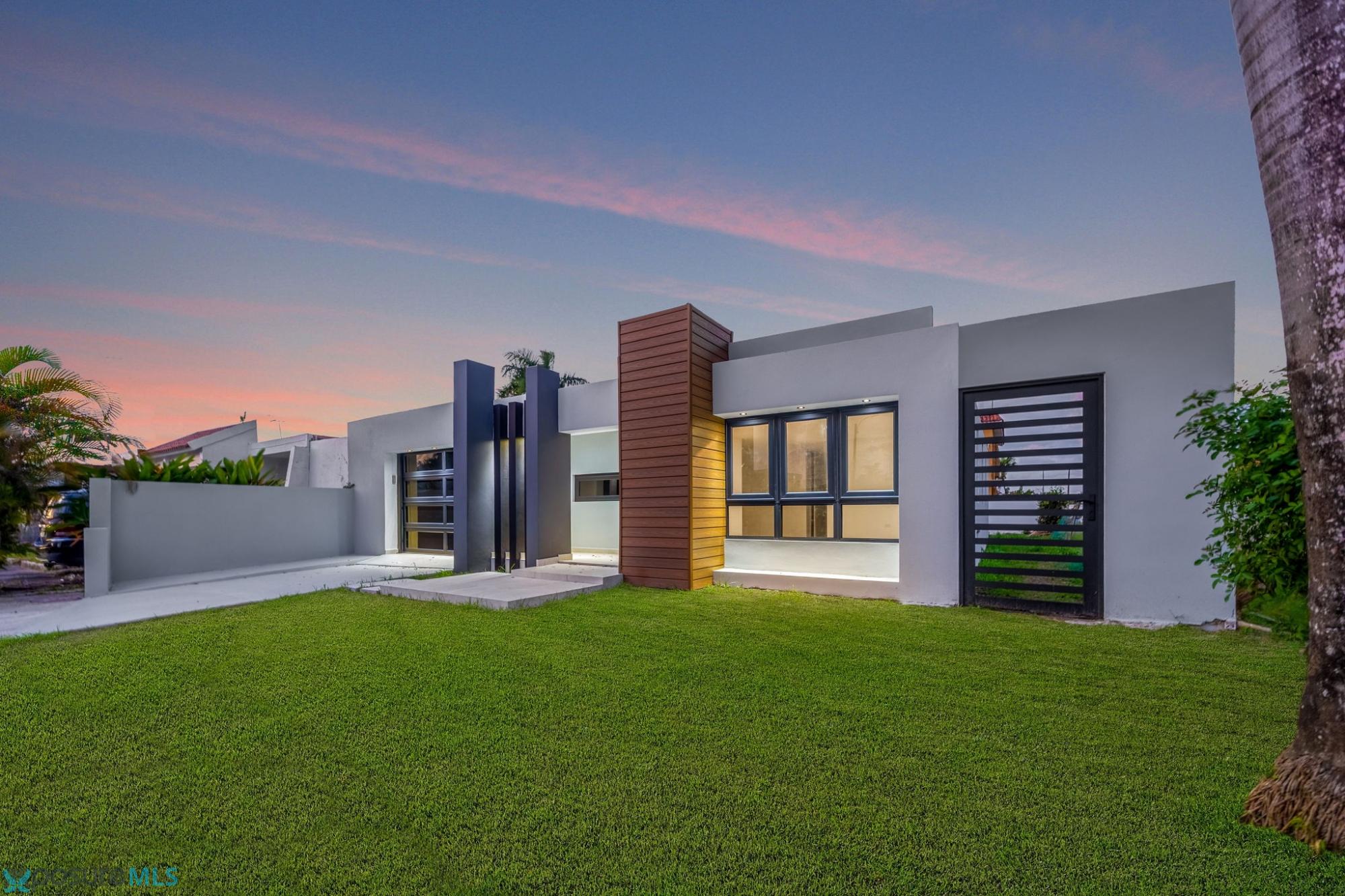 Casa en Venta - Levittown
