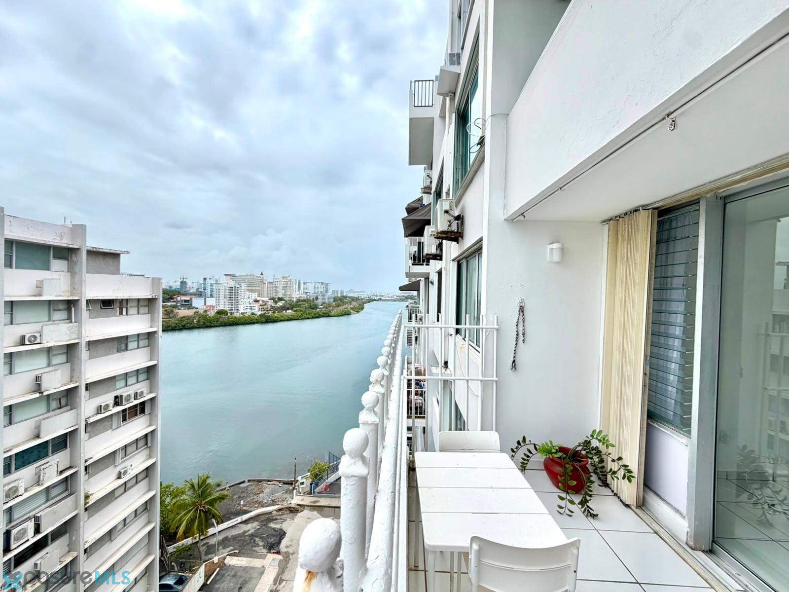 Apartamento en Venta - Condado