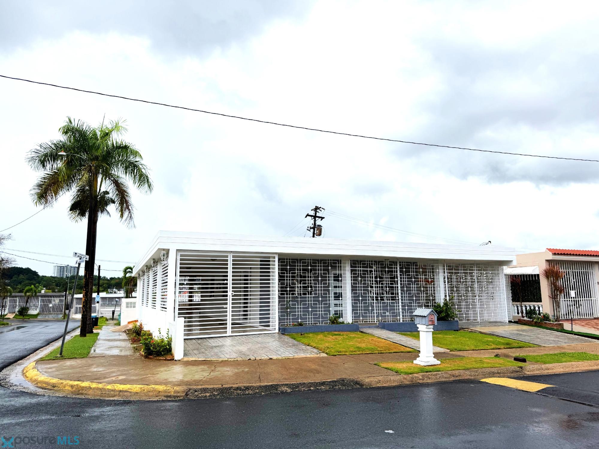 Casa en Venta - Bayamón