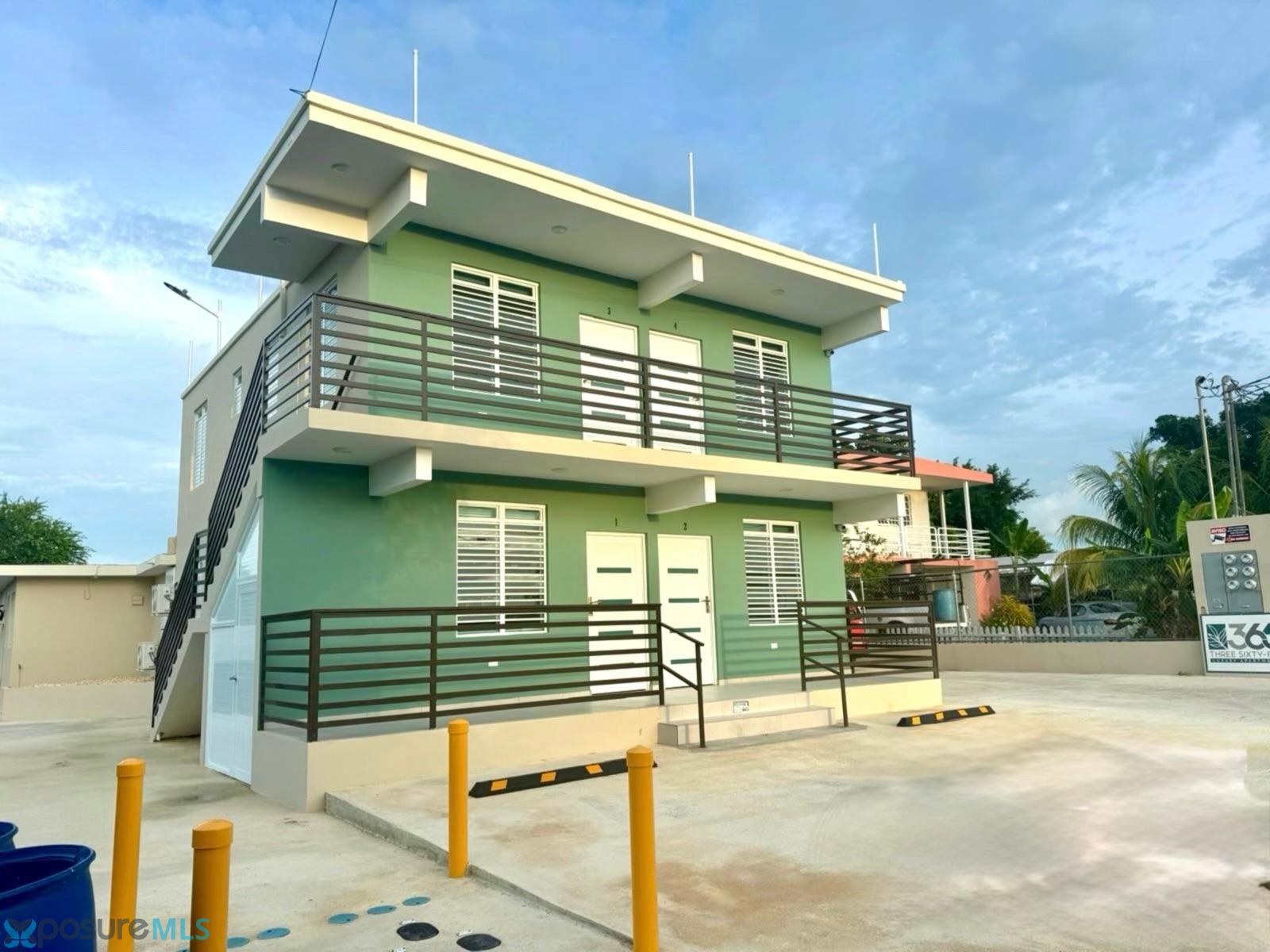 Residencia en Alquiler - Aguadilla