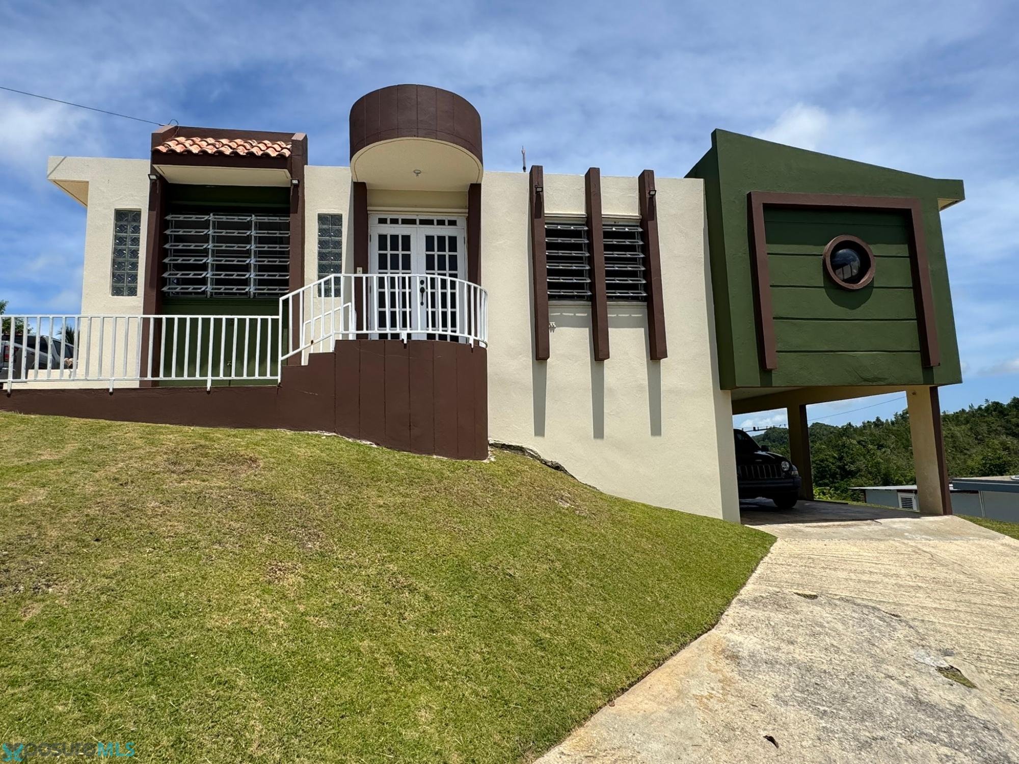 Casa en Venta - Quebradillas