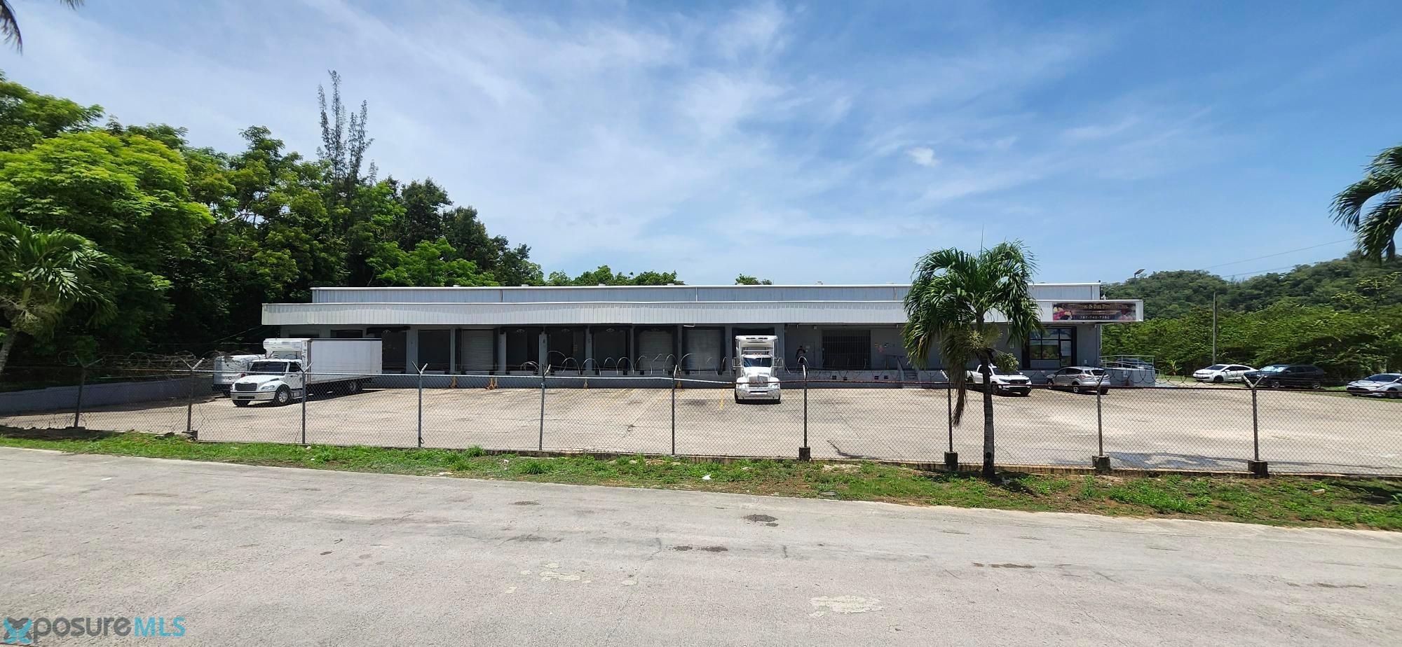 Residencia en Venta - Toa Baja