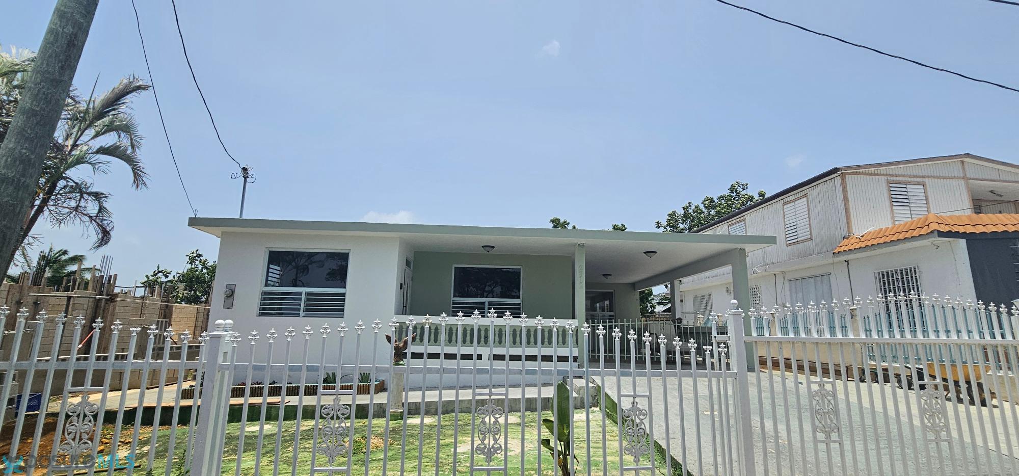 Casa en Alquiler - Aguadilla