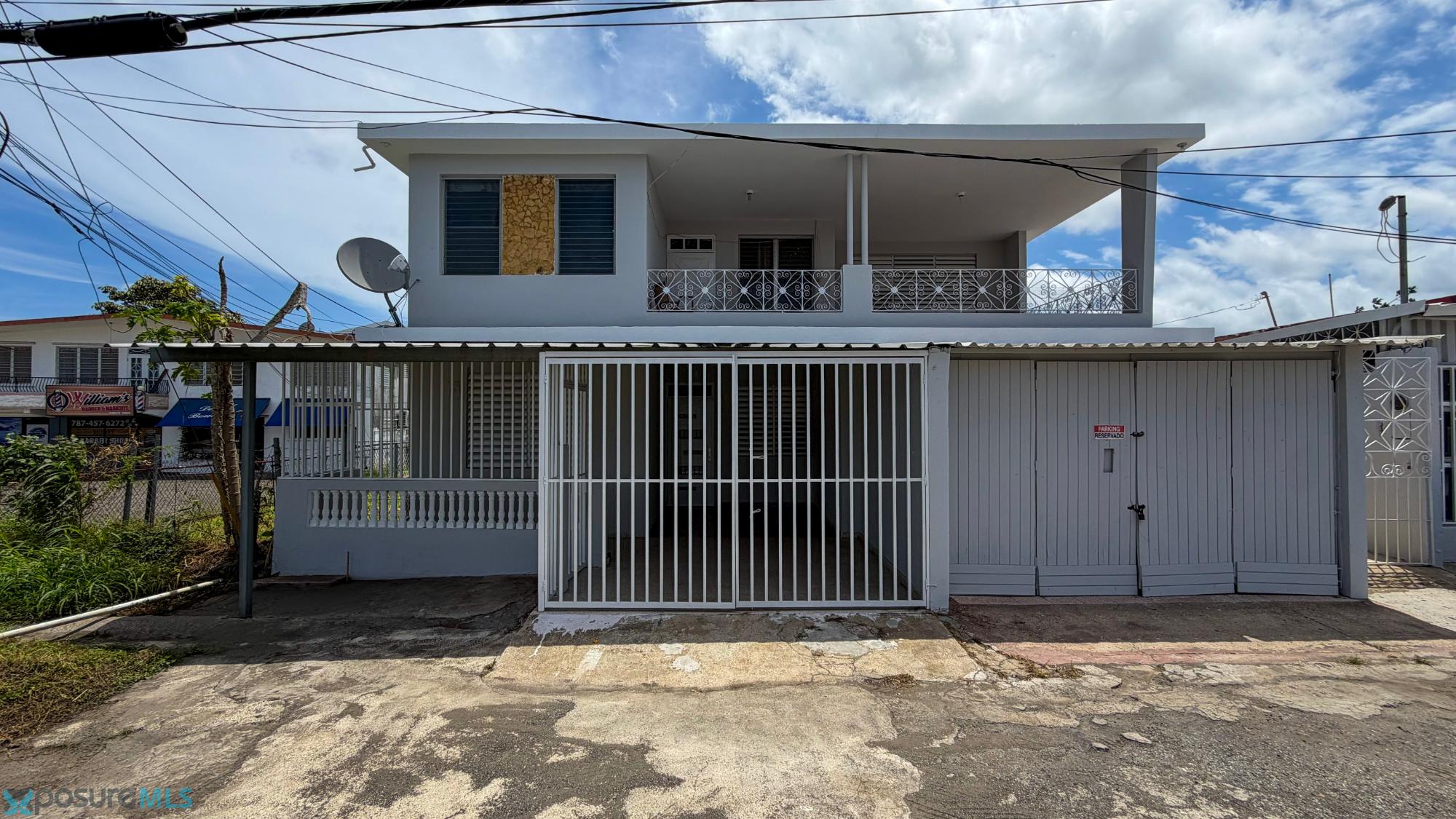Residencia en Alquiler - Aguadilla