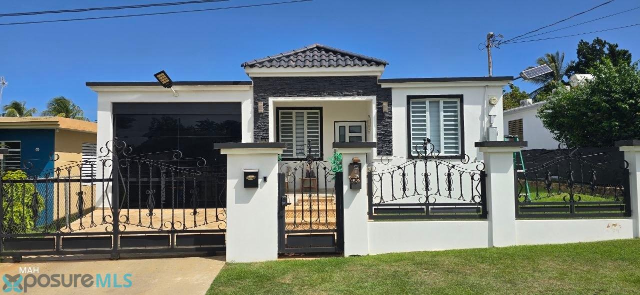 Casa en Venta - Aguadilla