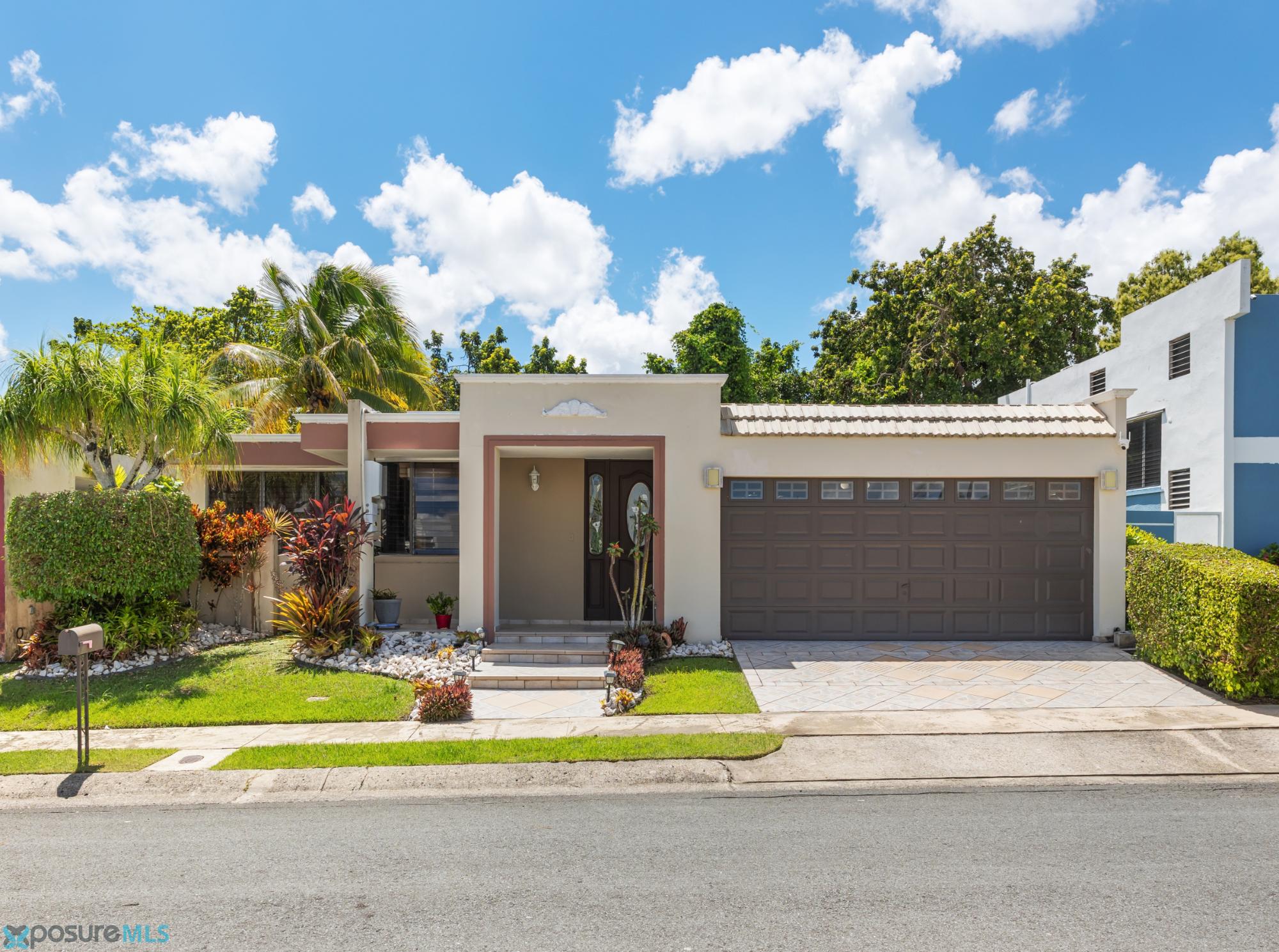 Casa en Venta - Bayamón