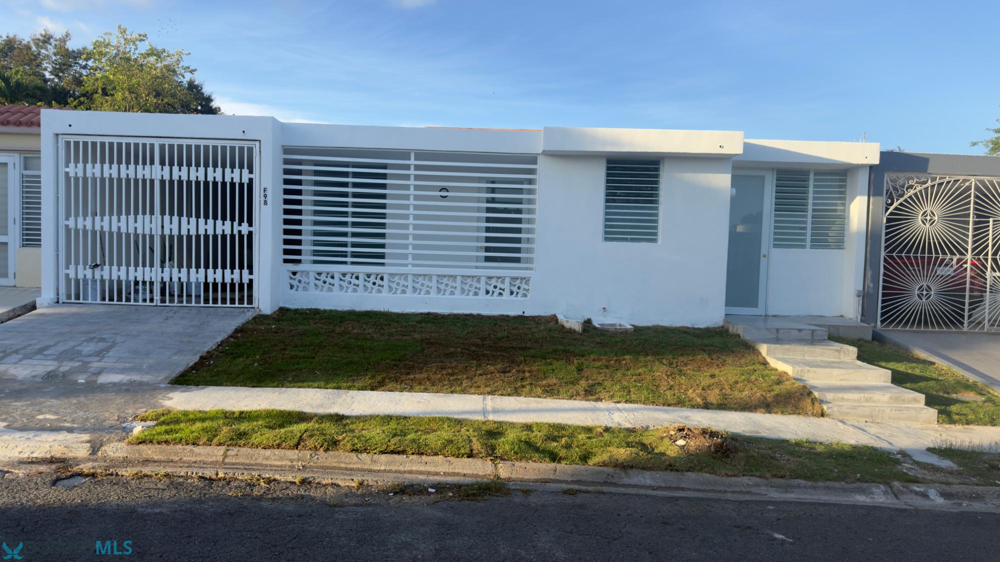 Casa en Venta - Trujillo Alto