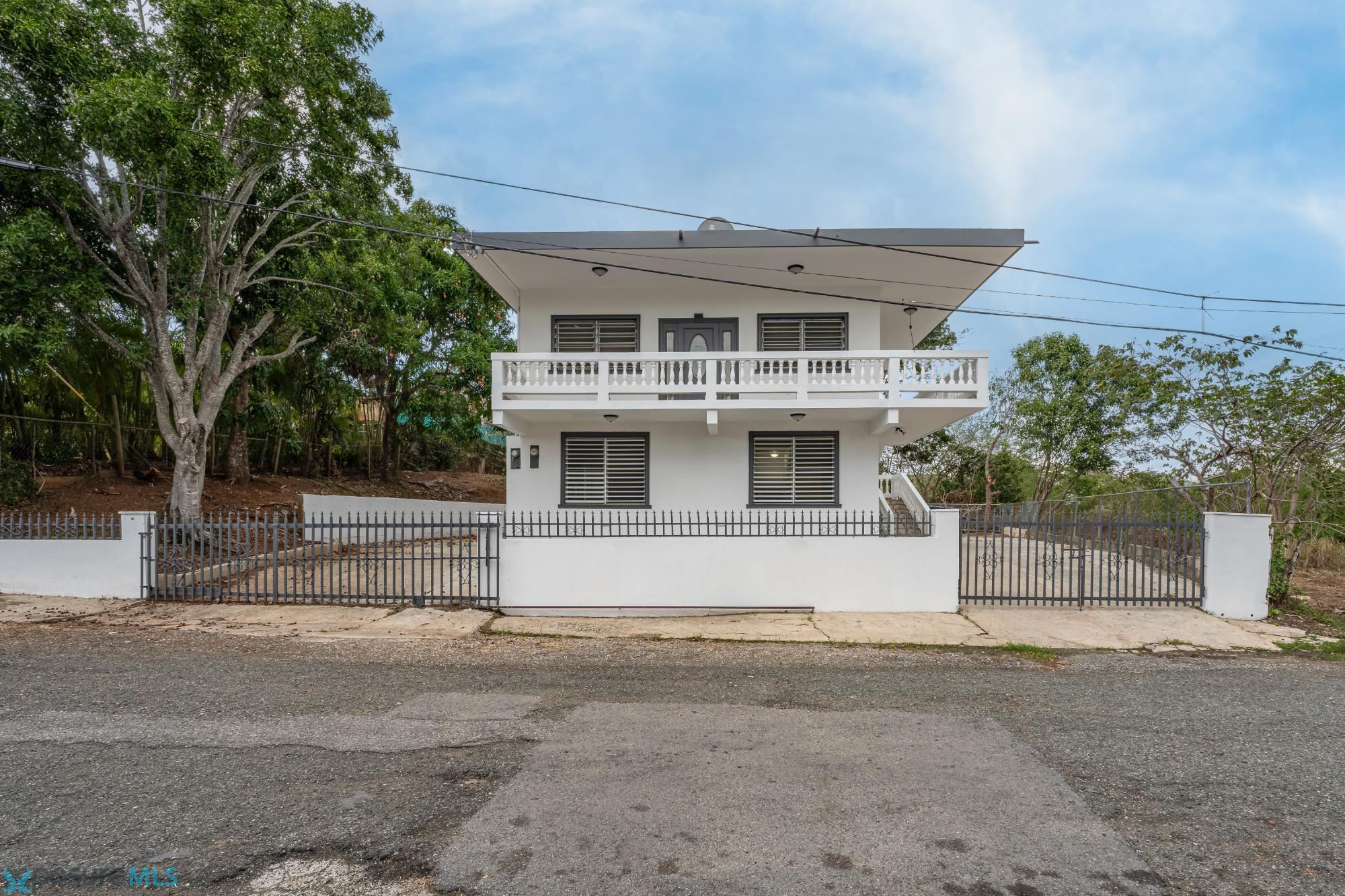Casa en Venta - Cabo Rojo