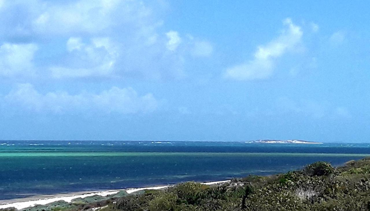 BEACHFRONT PANORAMIC VIEW