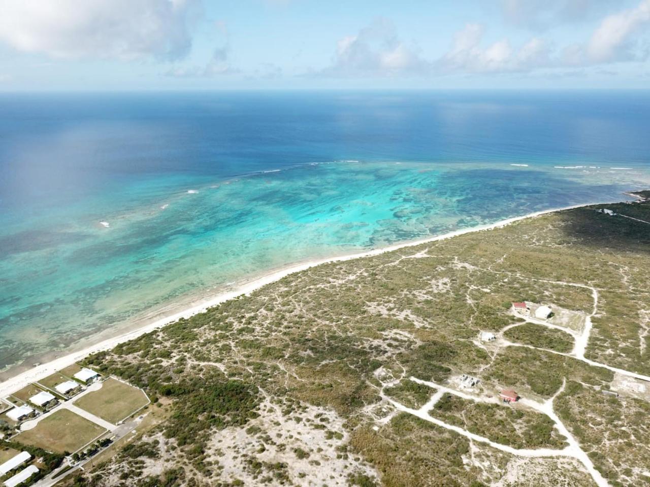 34 AC WEST COAST OCEAN FRONT