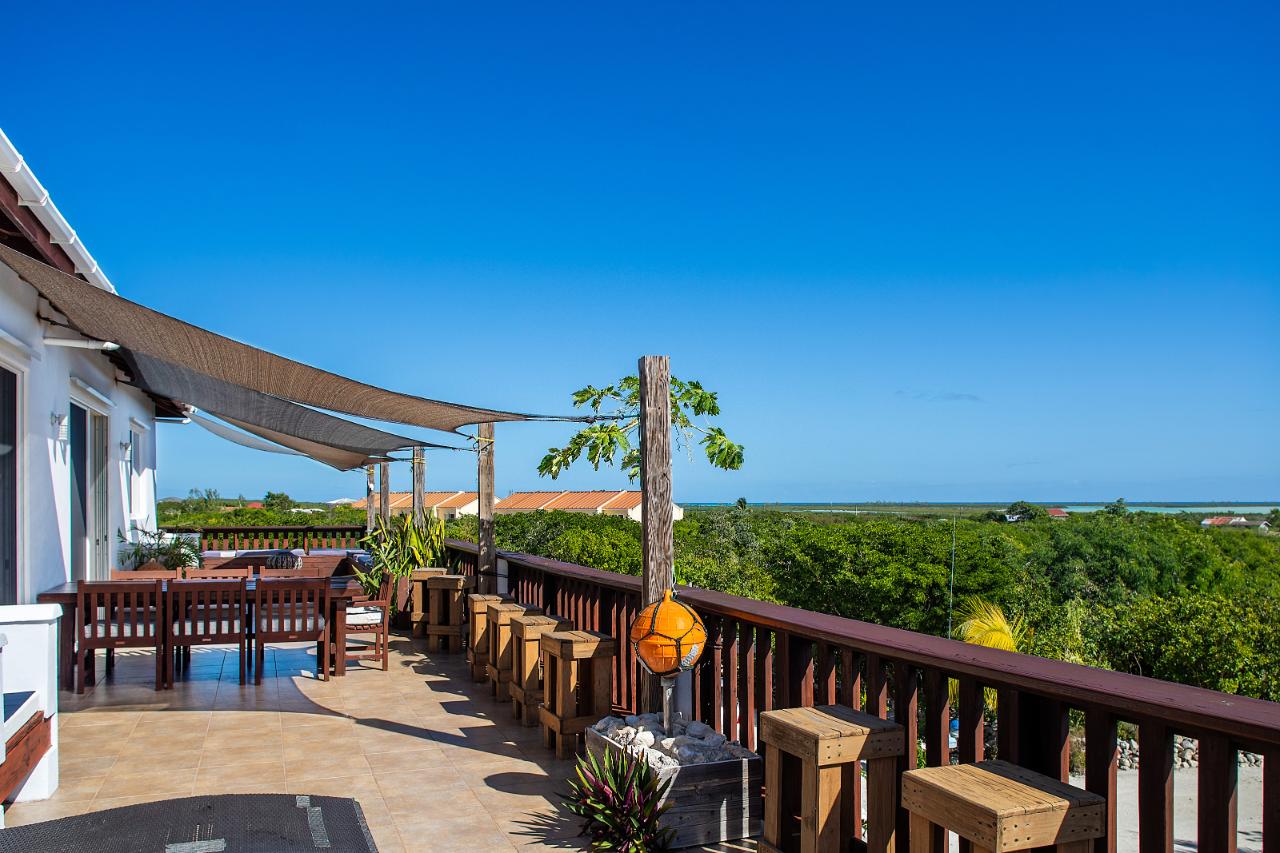 Bottle Creek Retreat