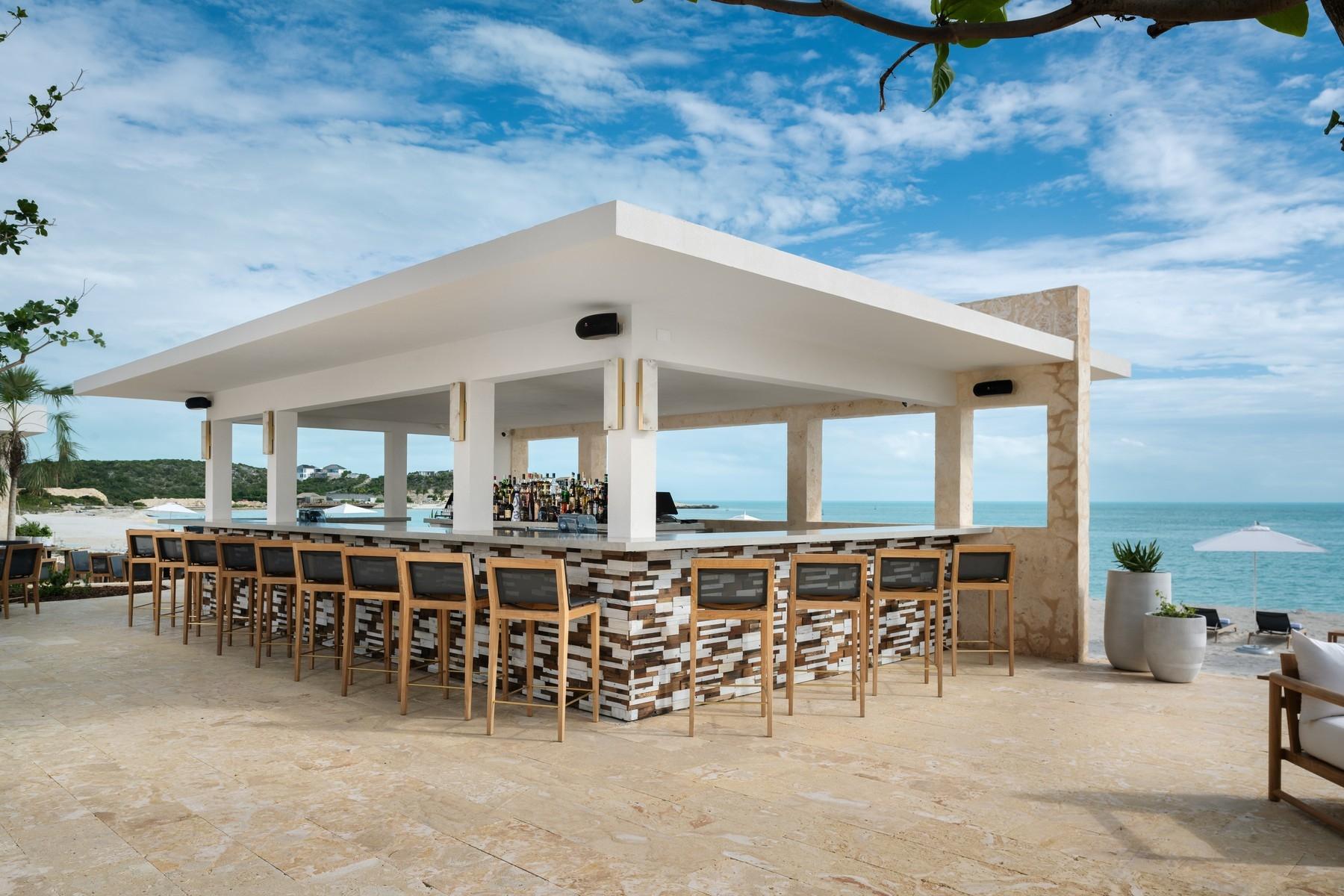C6 - The Strand Turks & Caicos