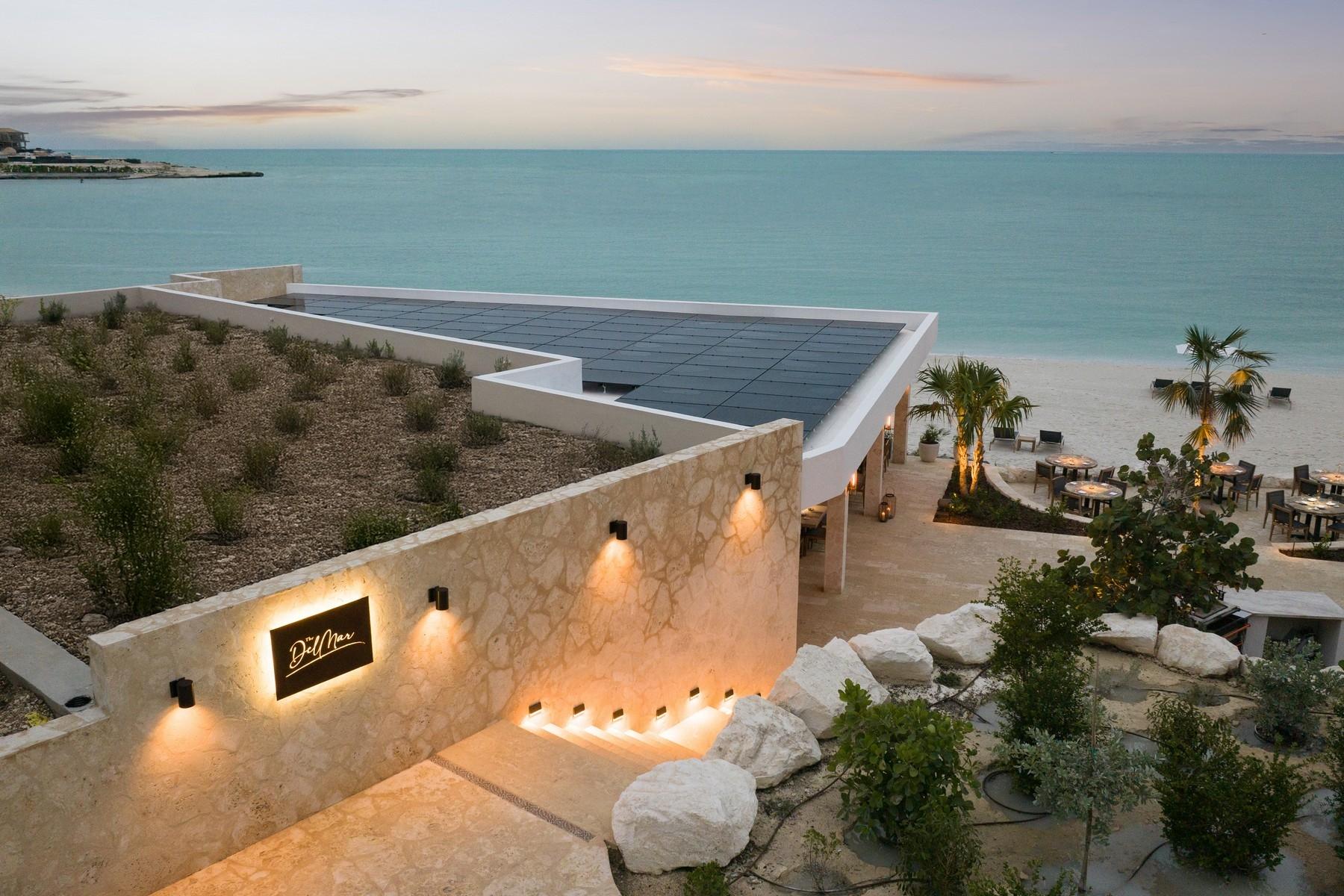 C6 - The Strand Turks & Caicos