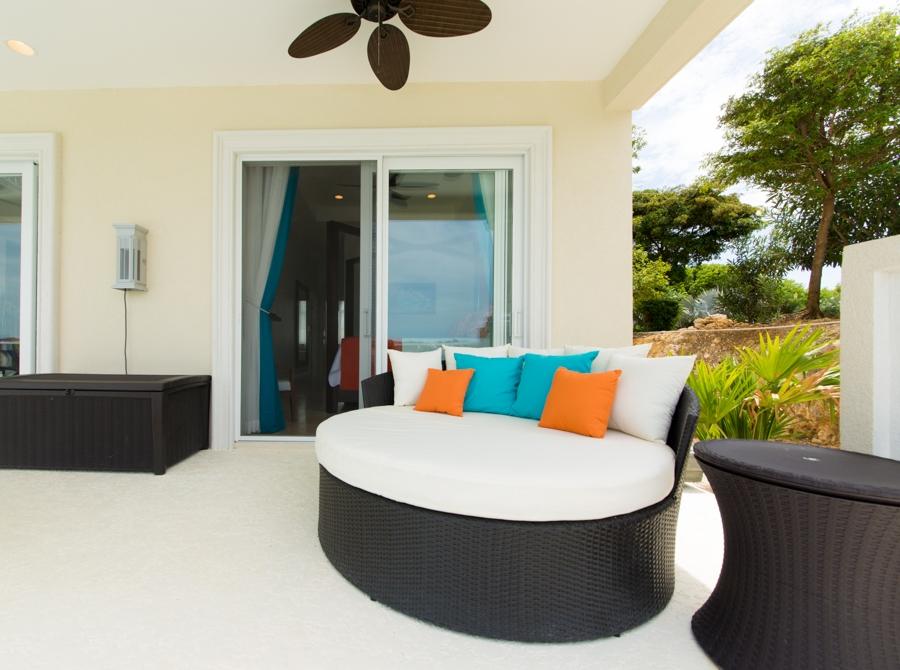 Sunset Close Villa