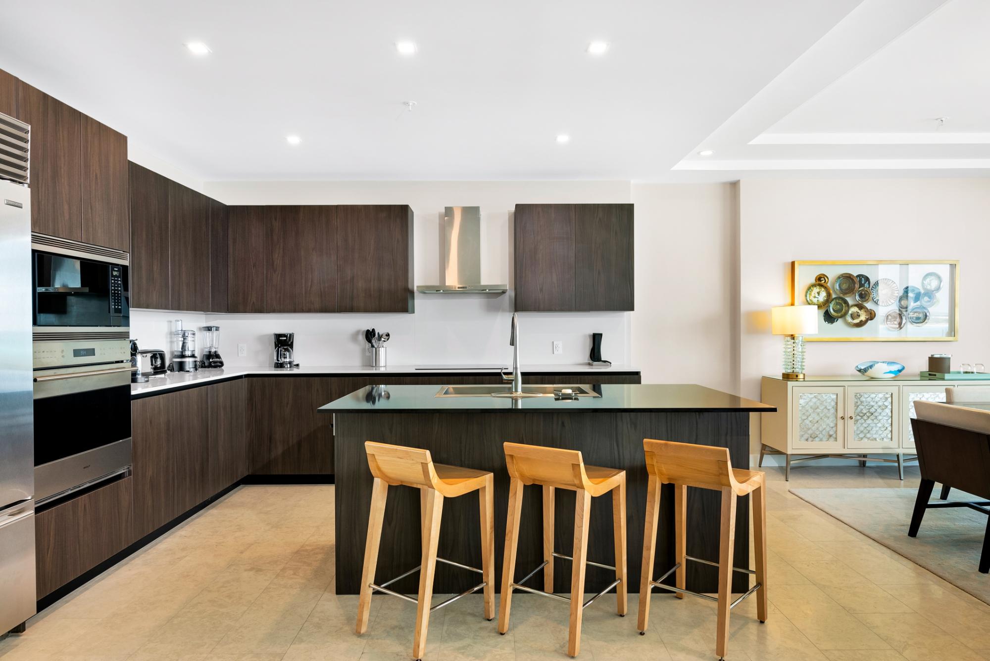 Unit 1095 Ritz Carlton Residences 2BR/3BA