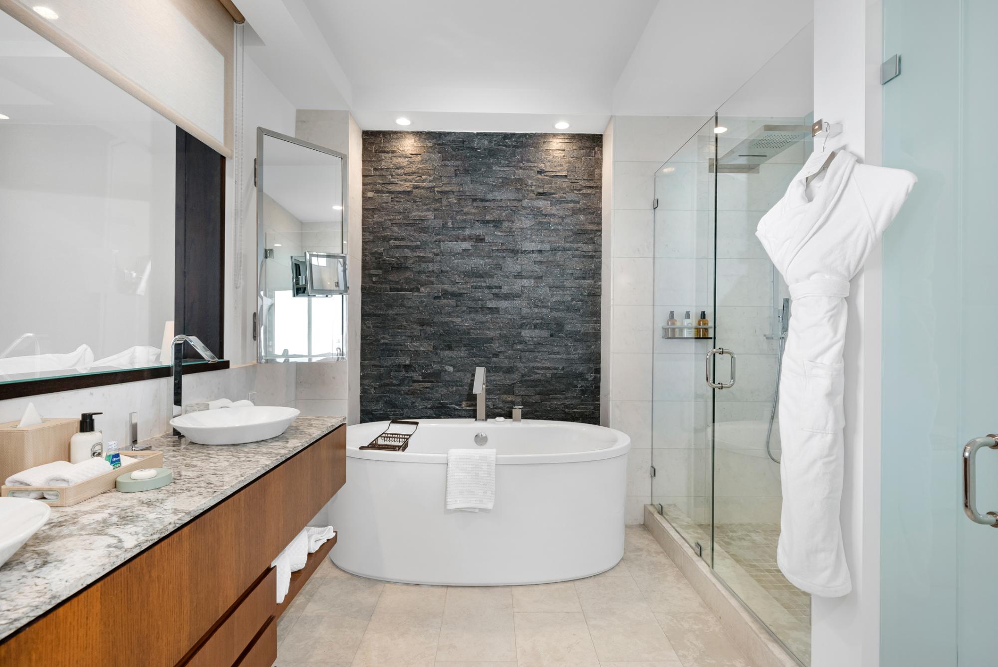 Unit 1095 Ritz Carlton Residences 2BR/3BA