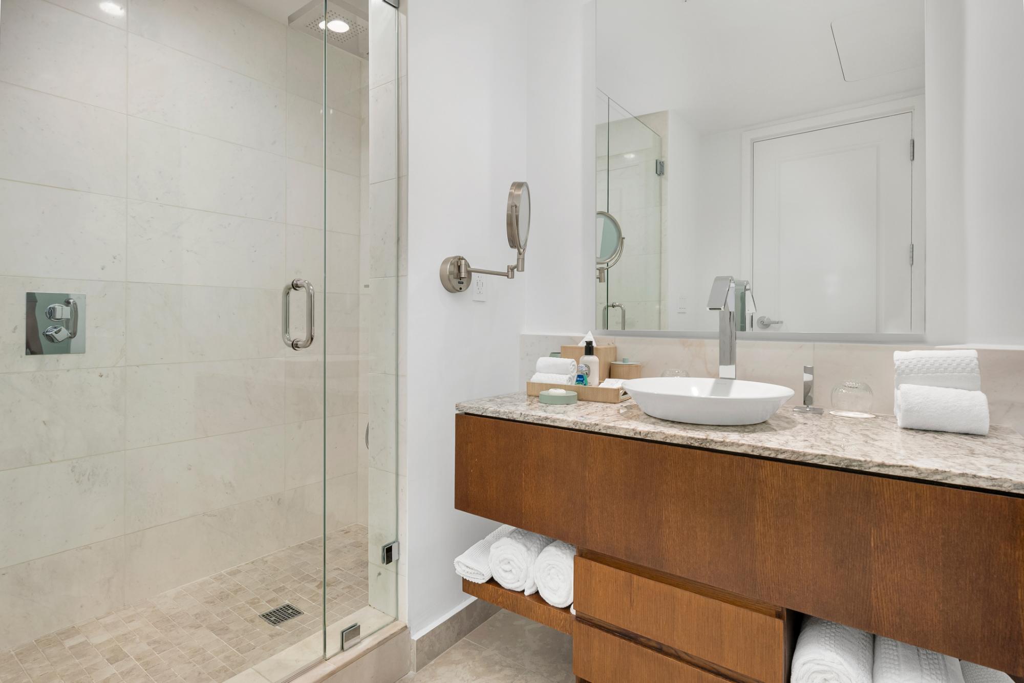 Unit 1095 Ritz Carlton Residences 2BR/3BA