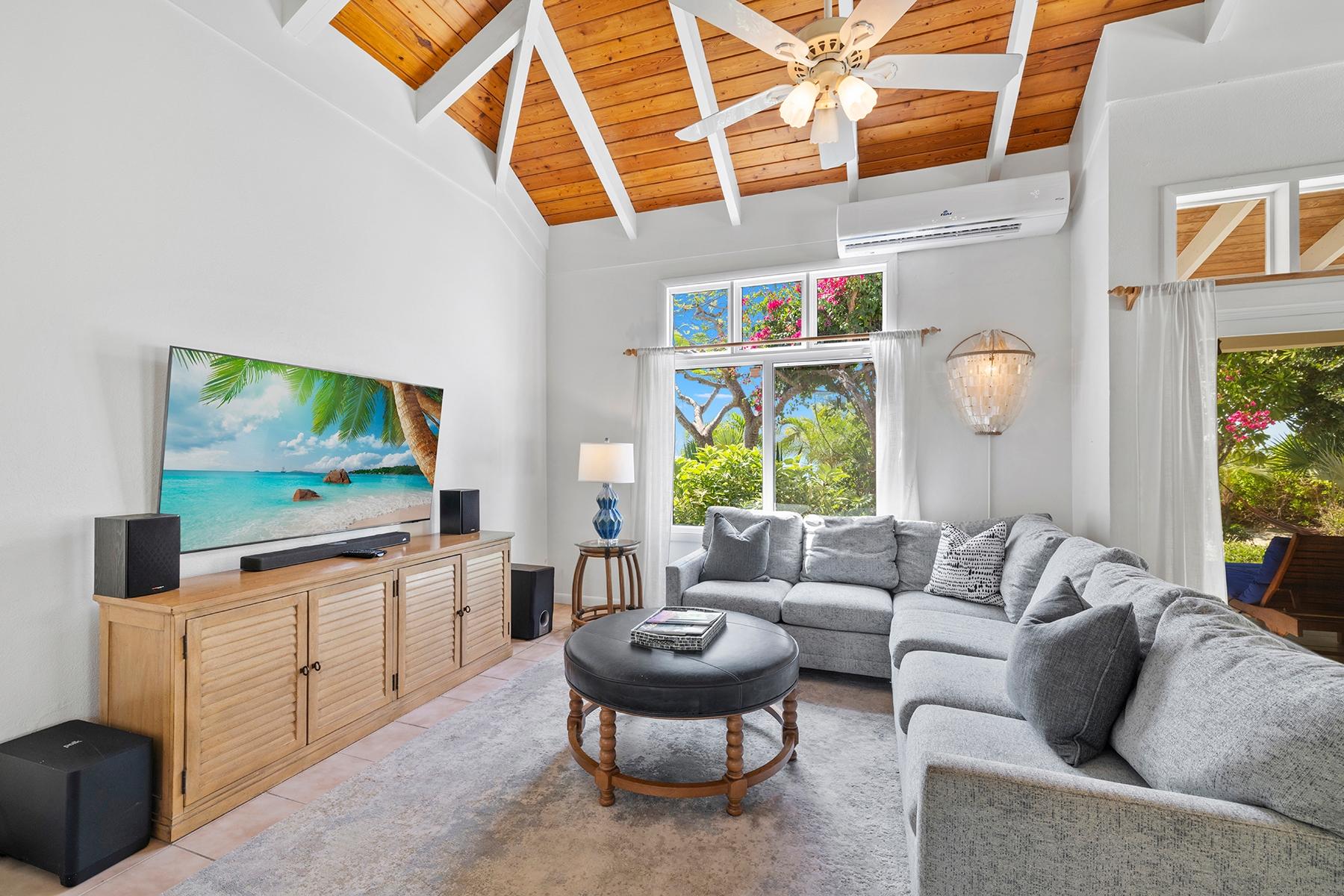 Villa Oceana, Harbour Gates