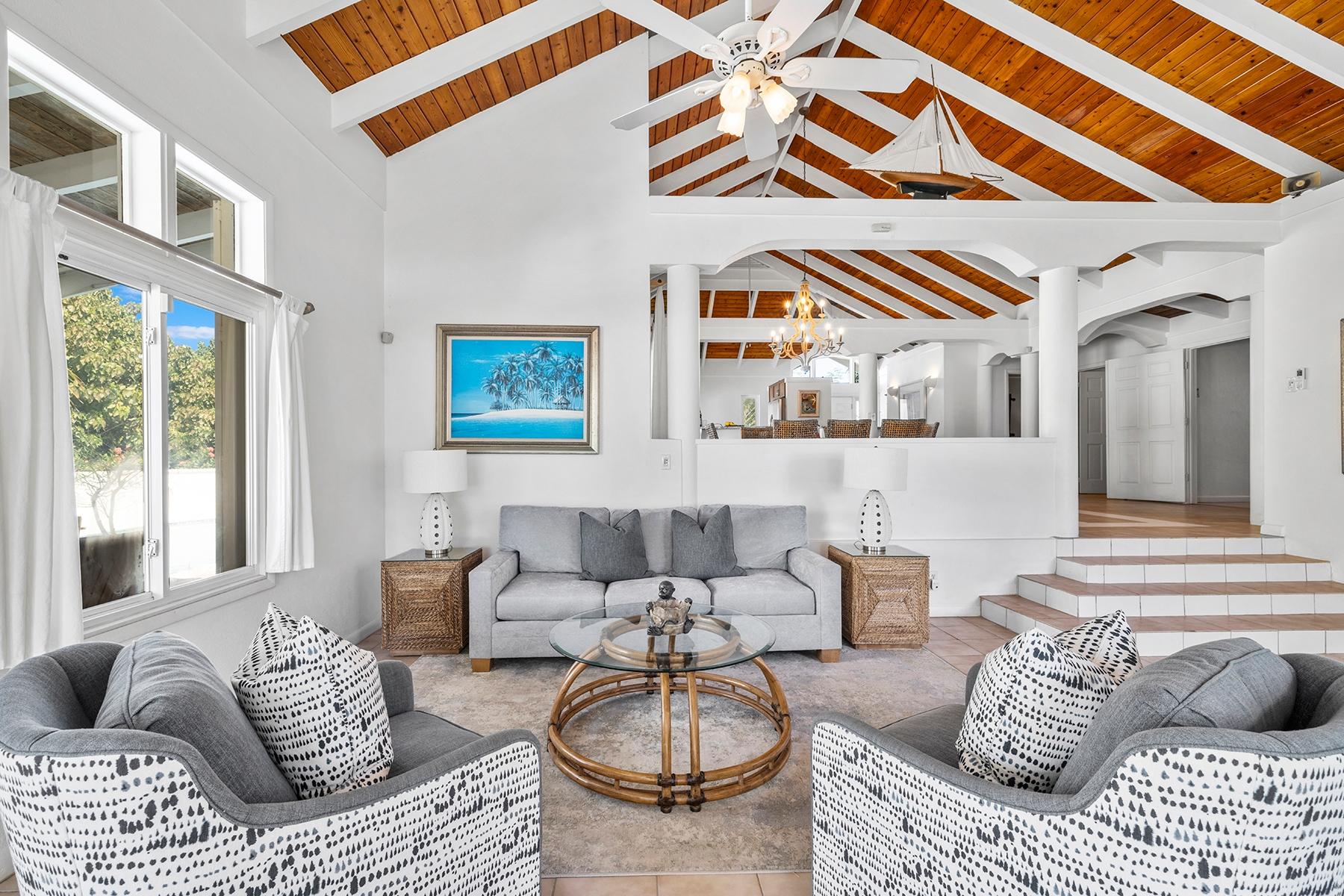 Villa Oceana, Harbour Gates