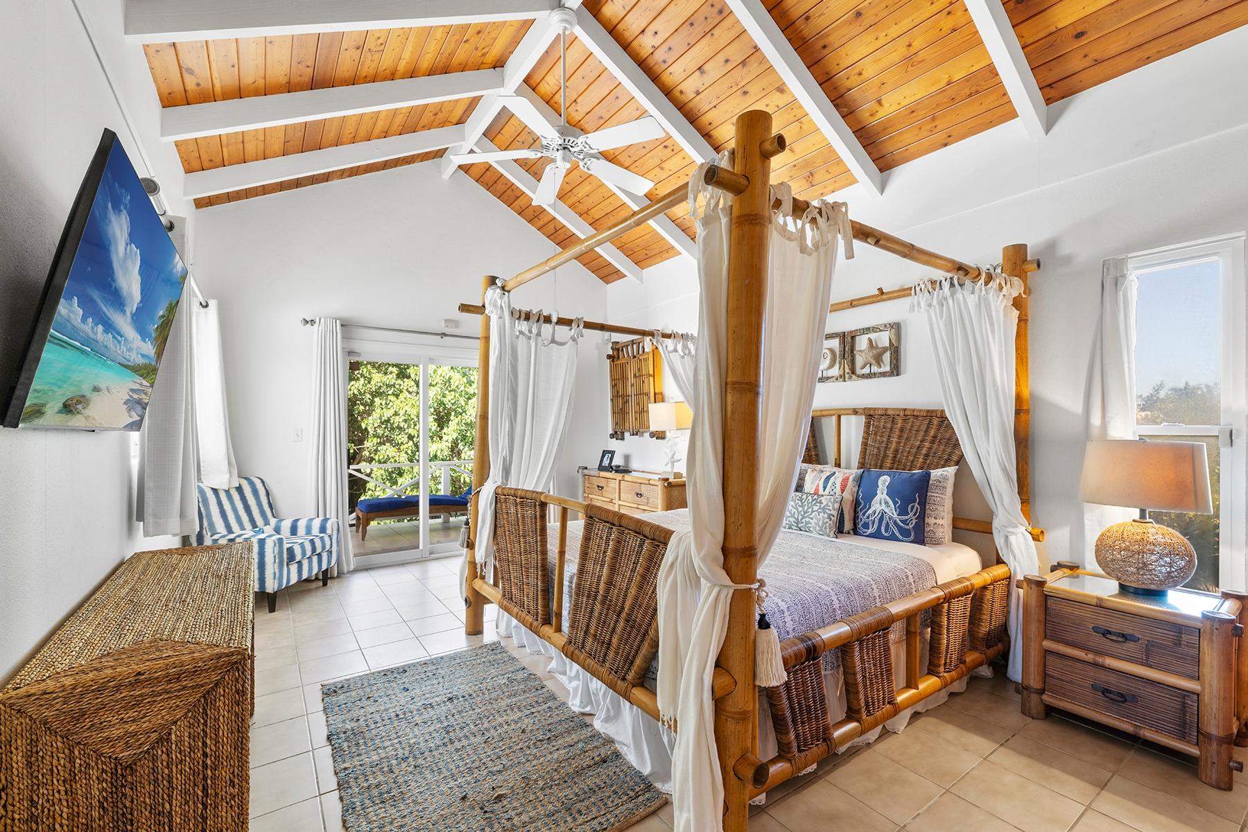 Villa Oceana, Harbour Gates
