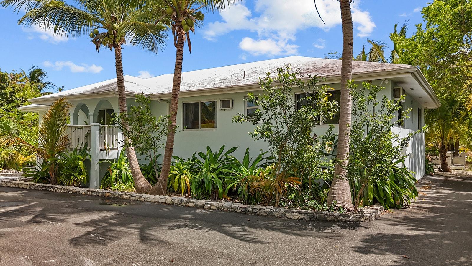 Perfect Leeward Turnkey Property
