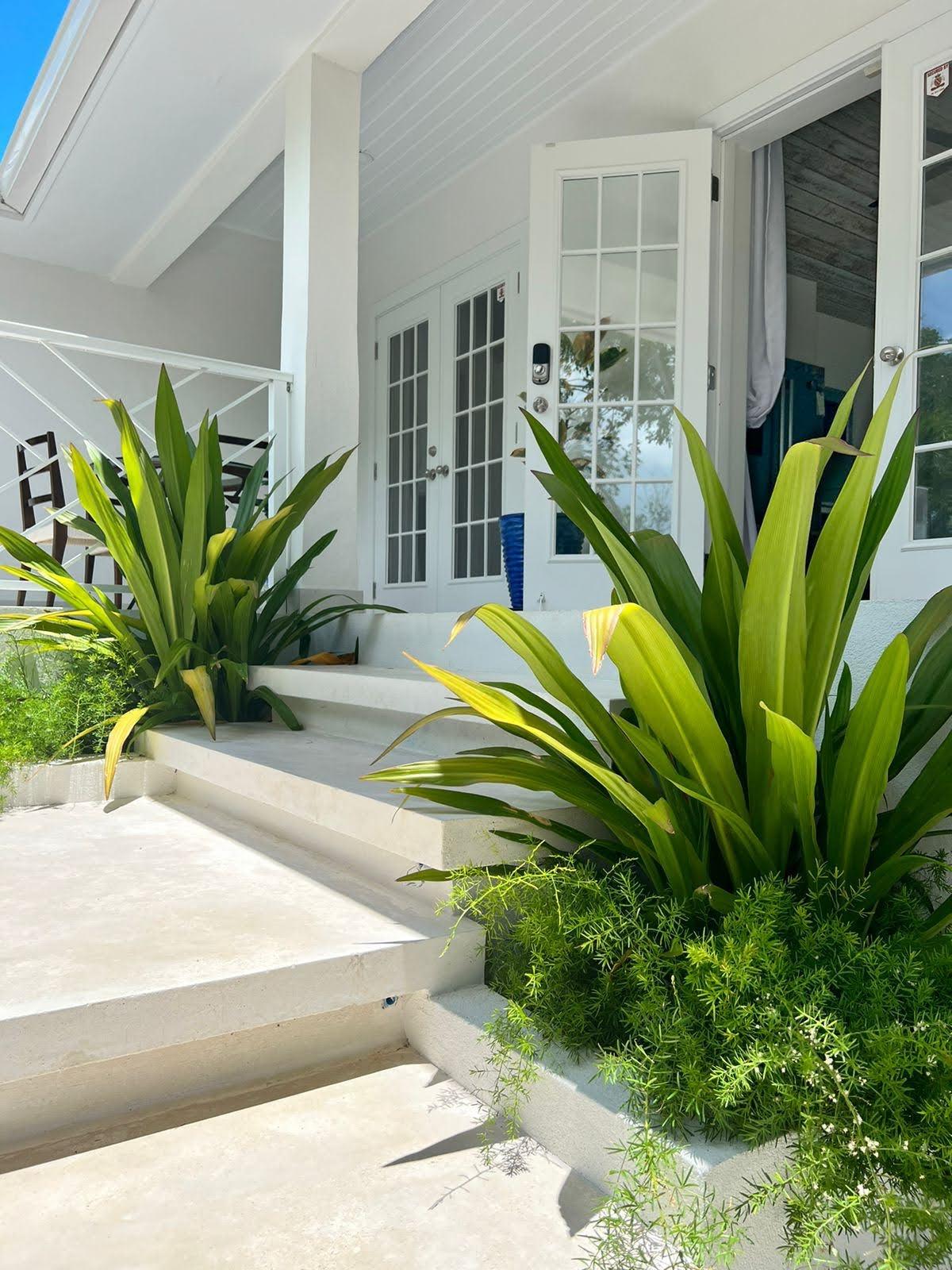 Beau Soleil Villa, 178 Chalk Sound Road
