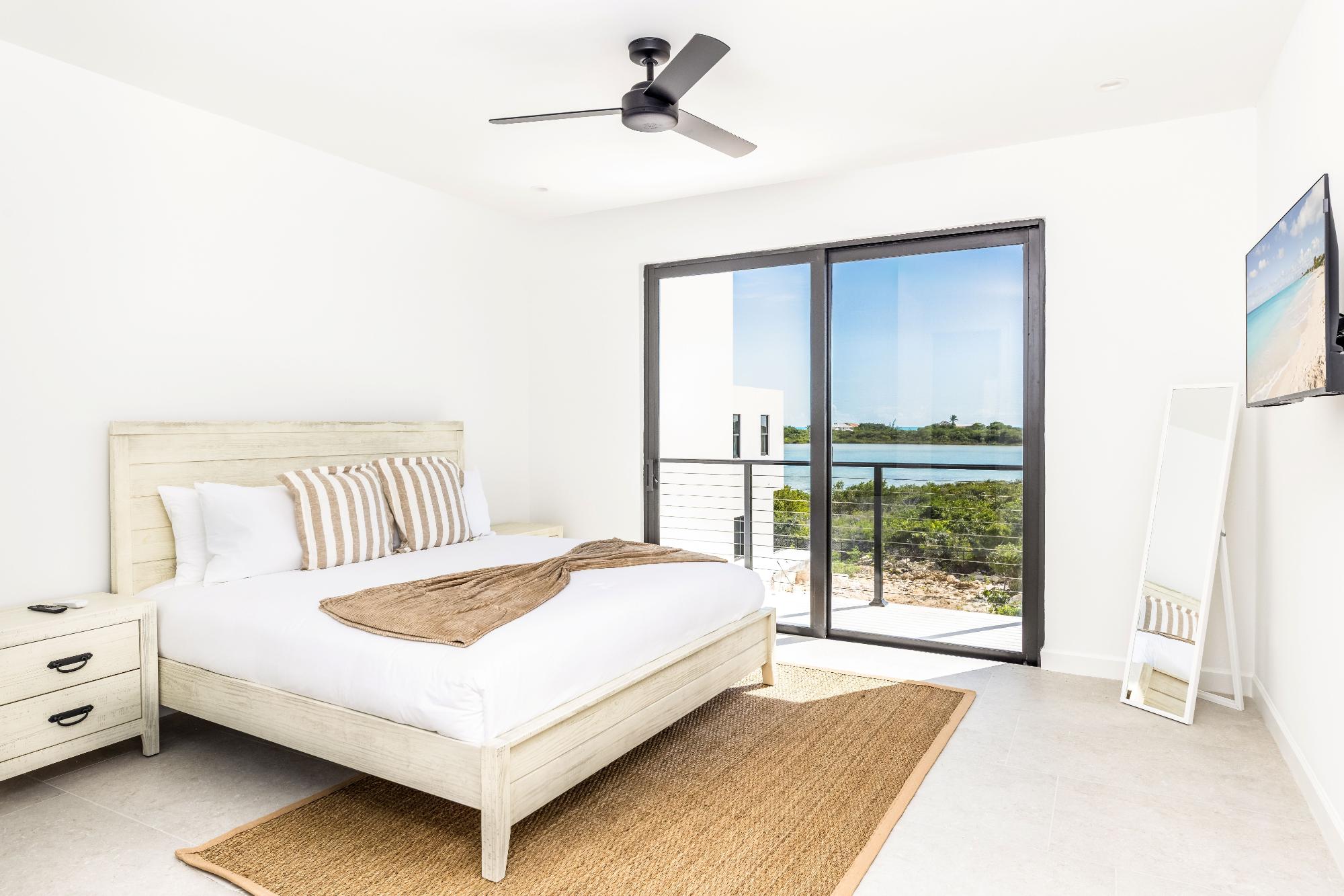 1 Lakeview Villas