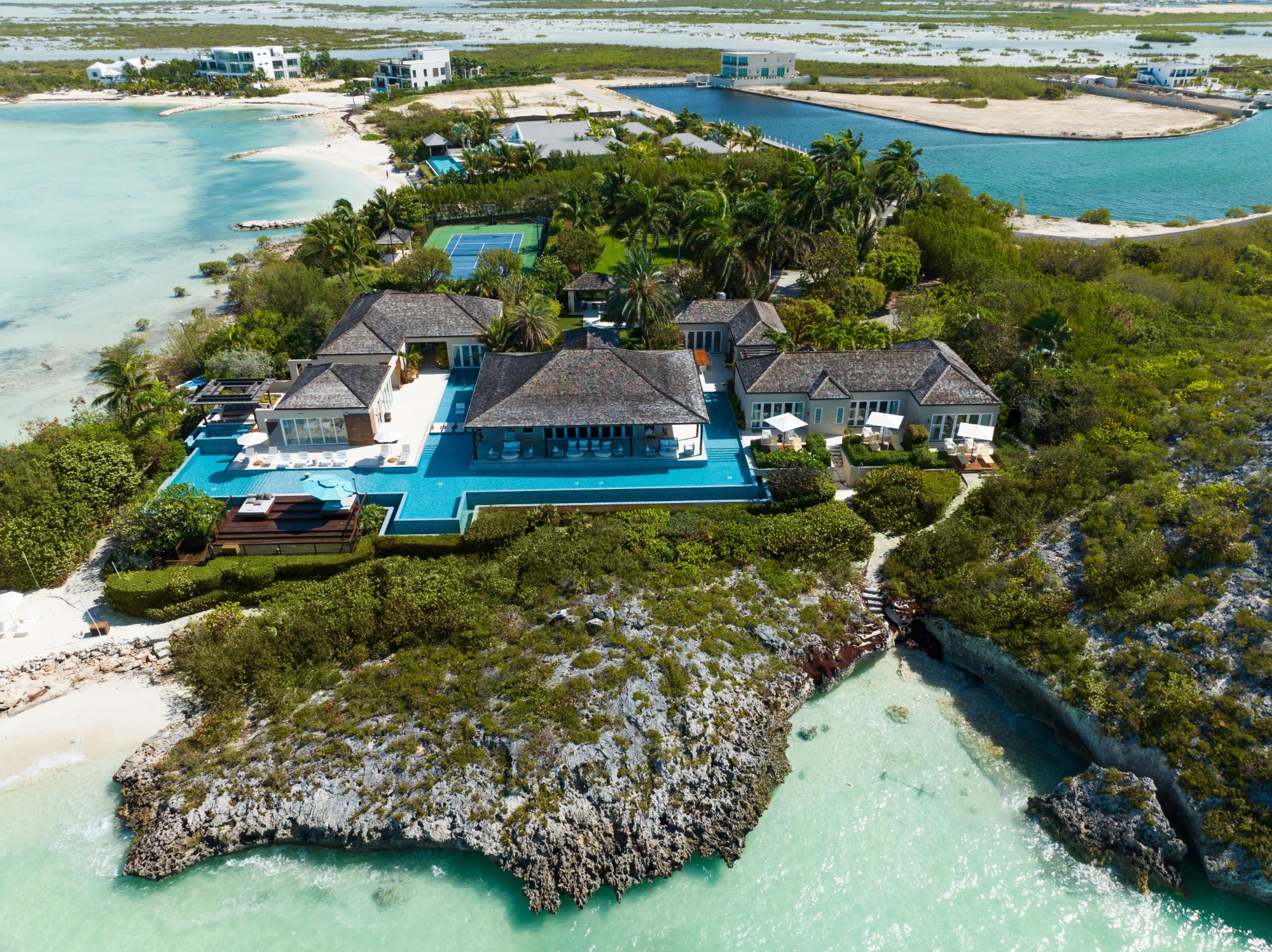 TURTLE TAIL ESTATE — photo 5