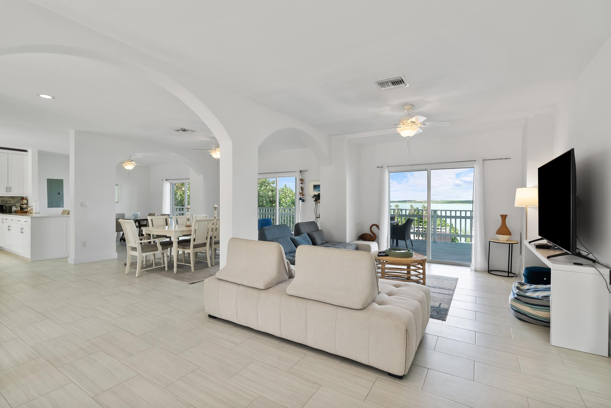 CHALK SOUND VILLA OASIS