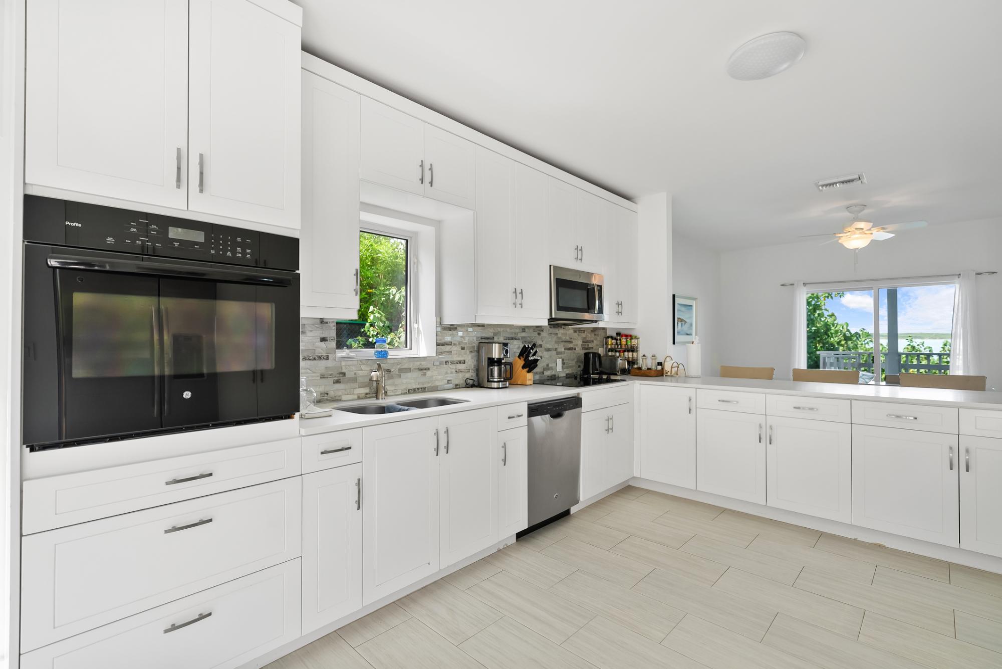 CHALK SOUND VILLA OASIS