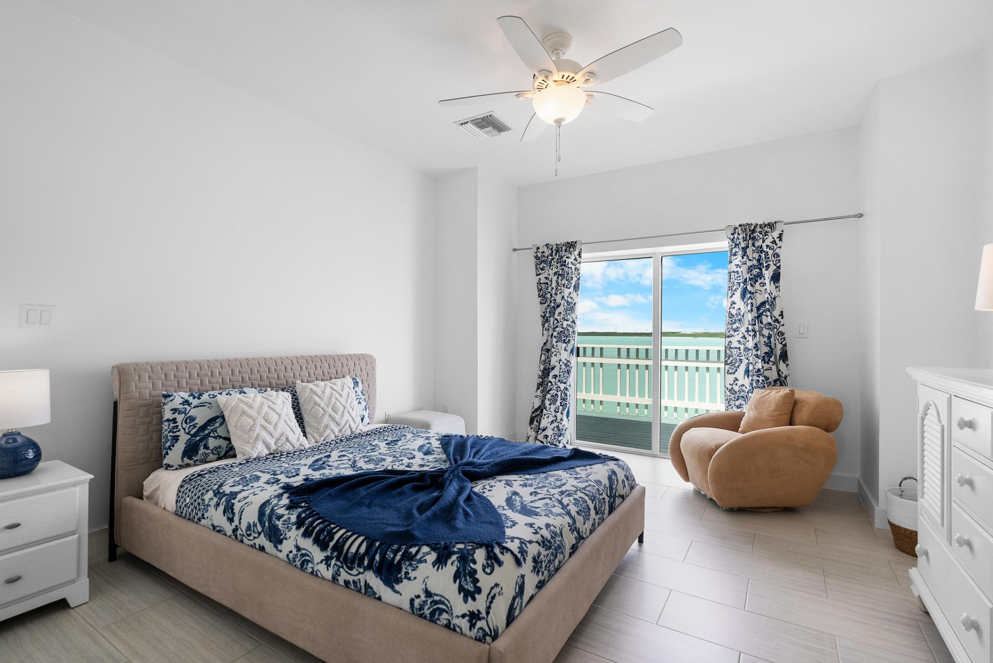 CHALK SOUND VILLA OASIS