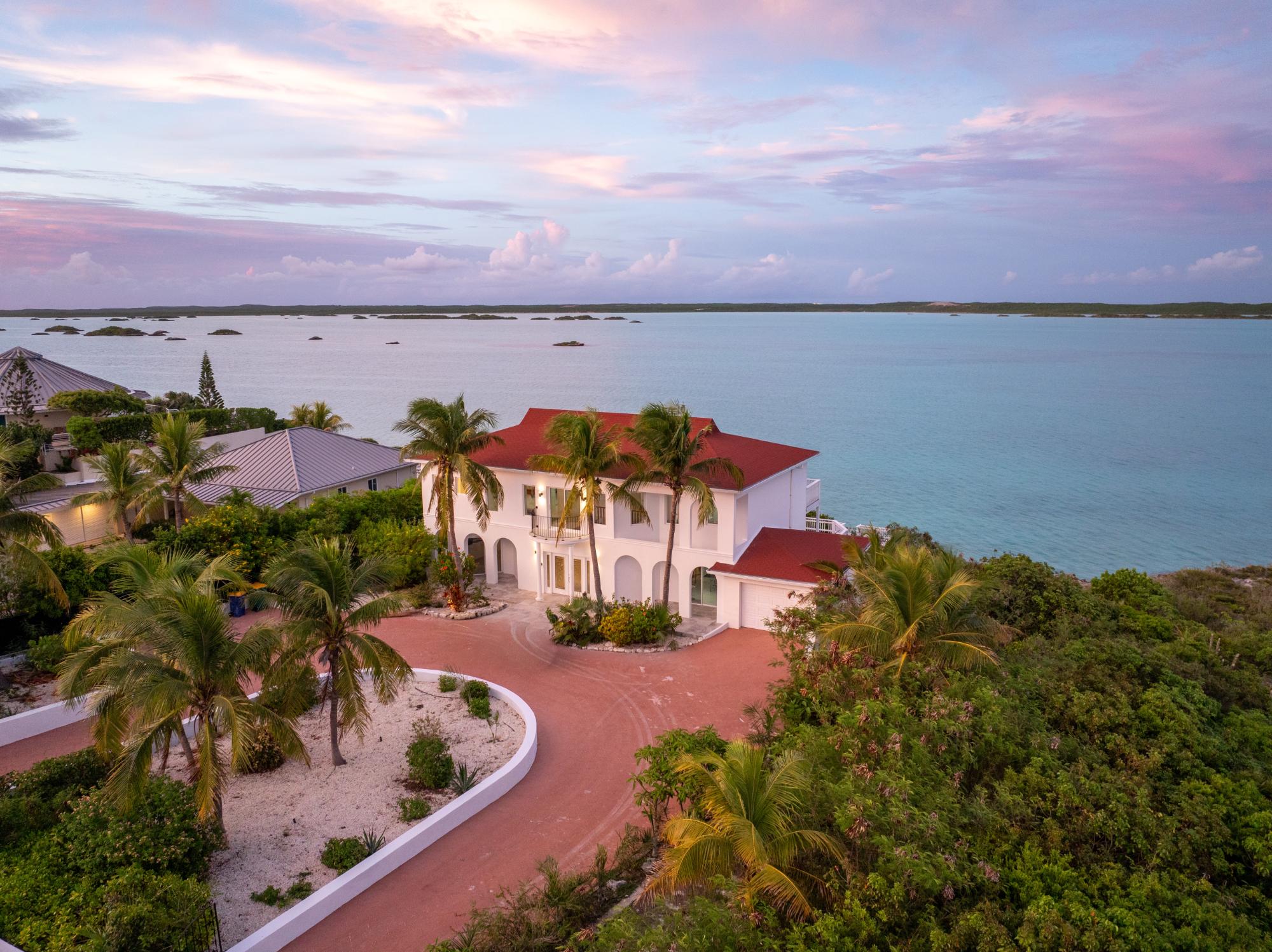 CHALK SOUND VILLA OASIS