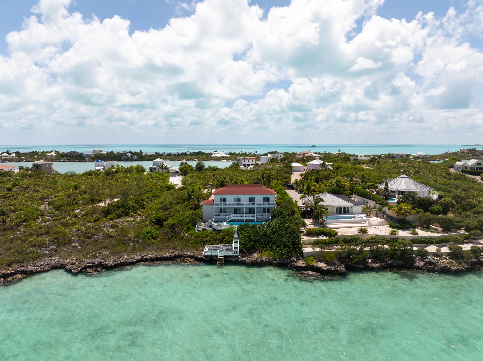 CHALK SOUND VILLA OASIS