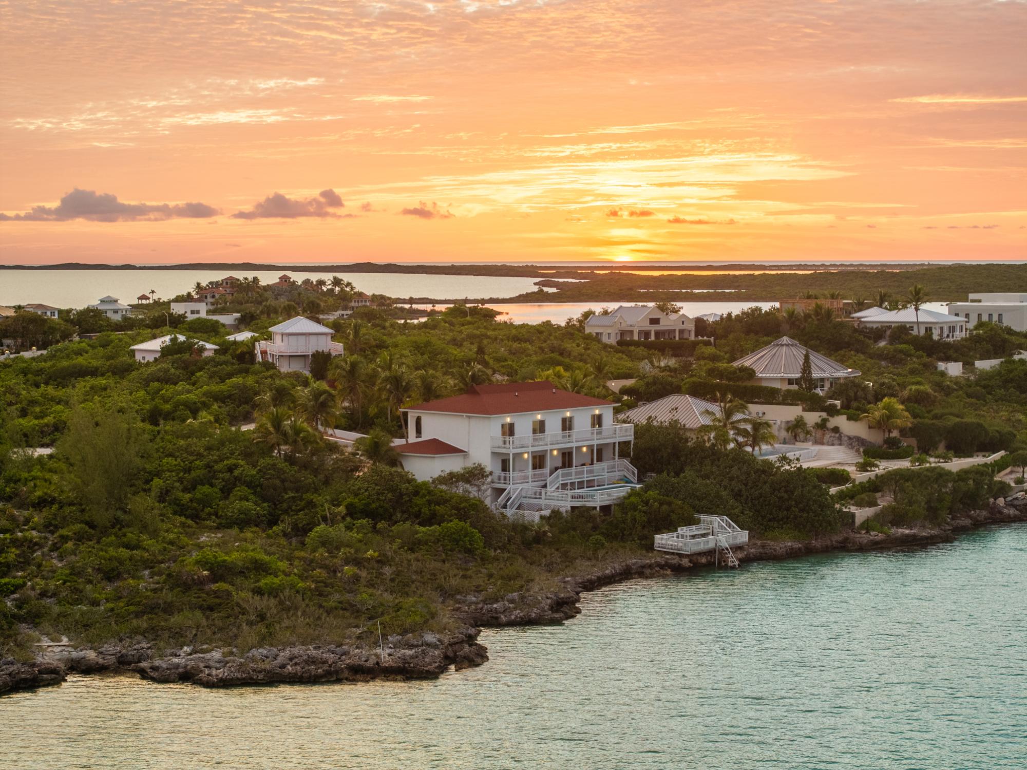 CHALK SOUND VILLA OASIS