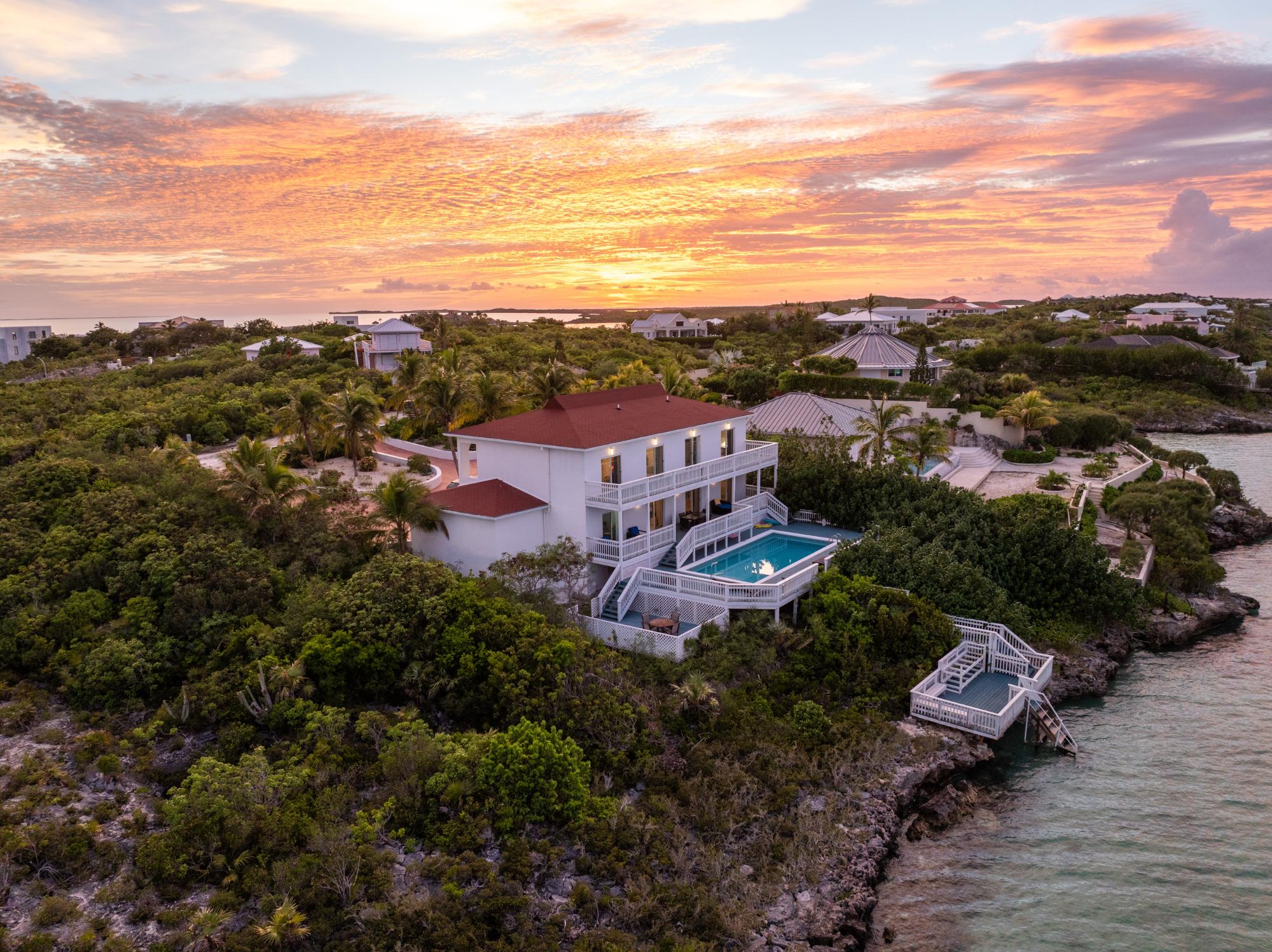 CHALK SOUND VILLA OASIS