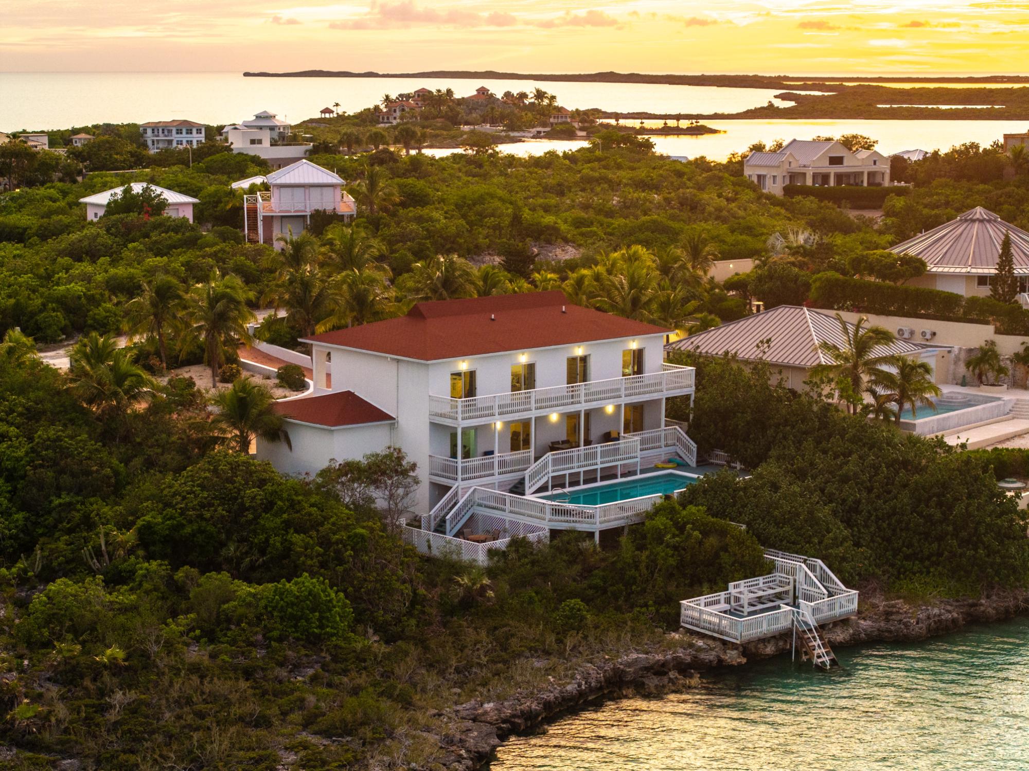 CHALK SOUND VILLA OASIS
