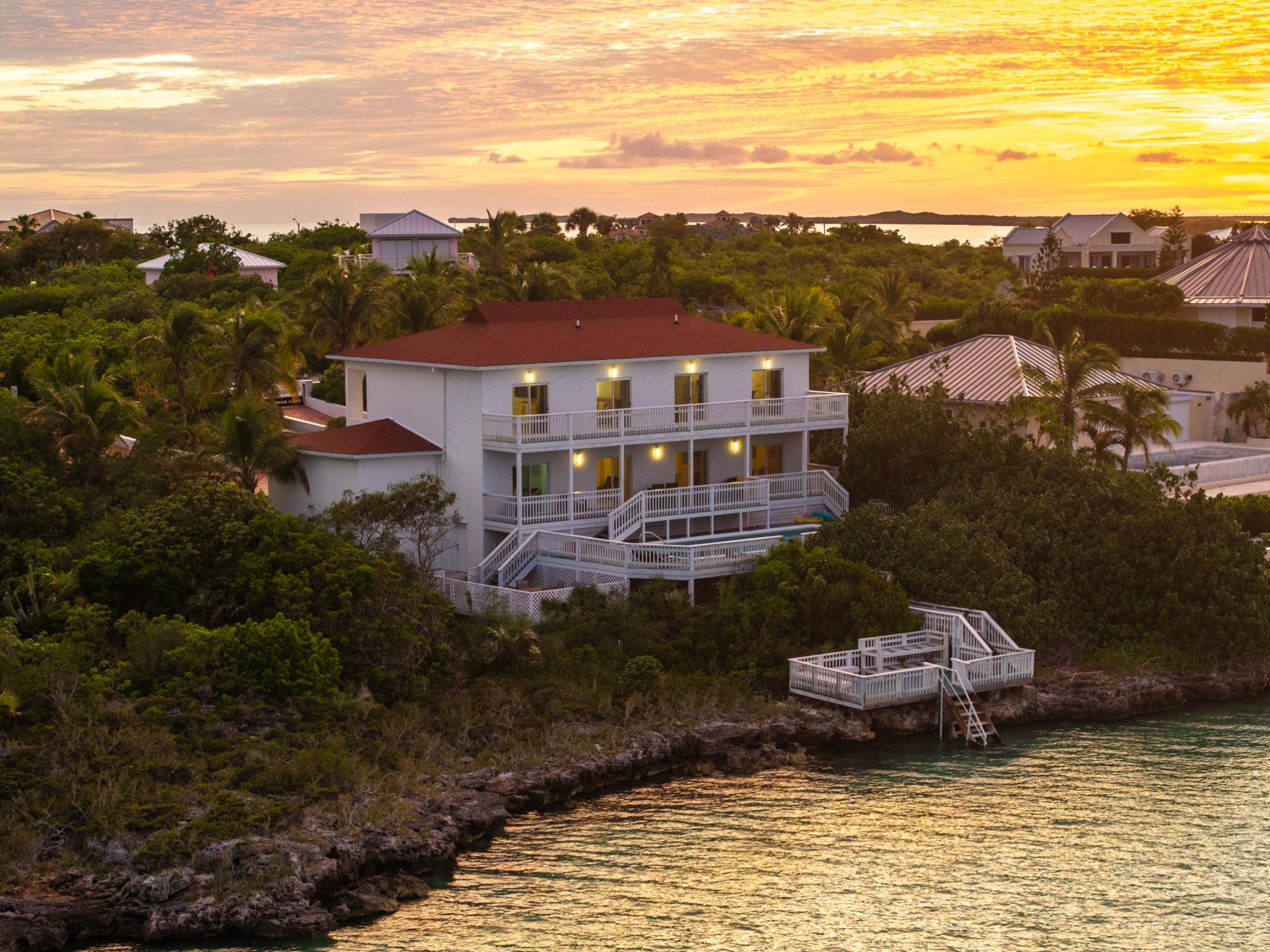 CHALK SOUND VILLA OASIS