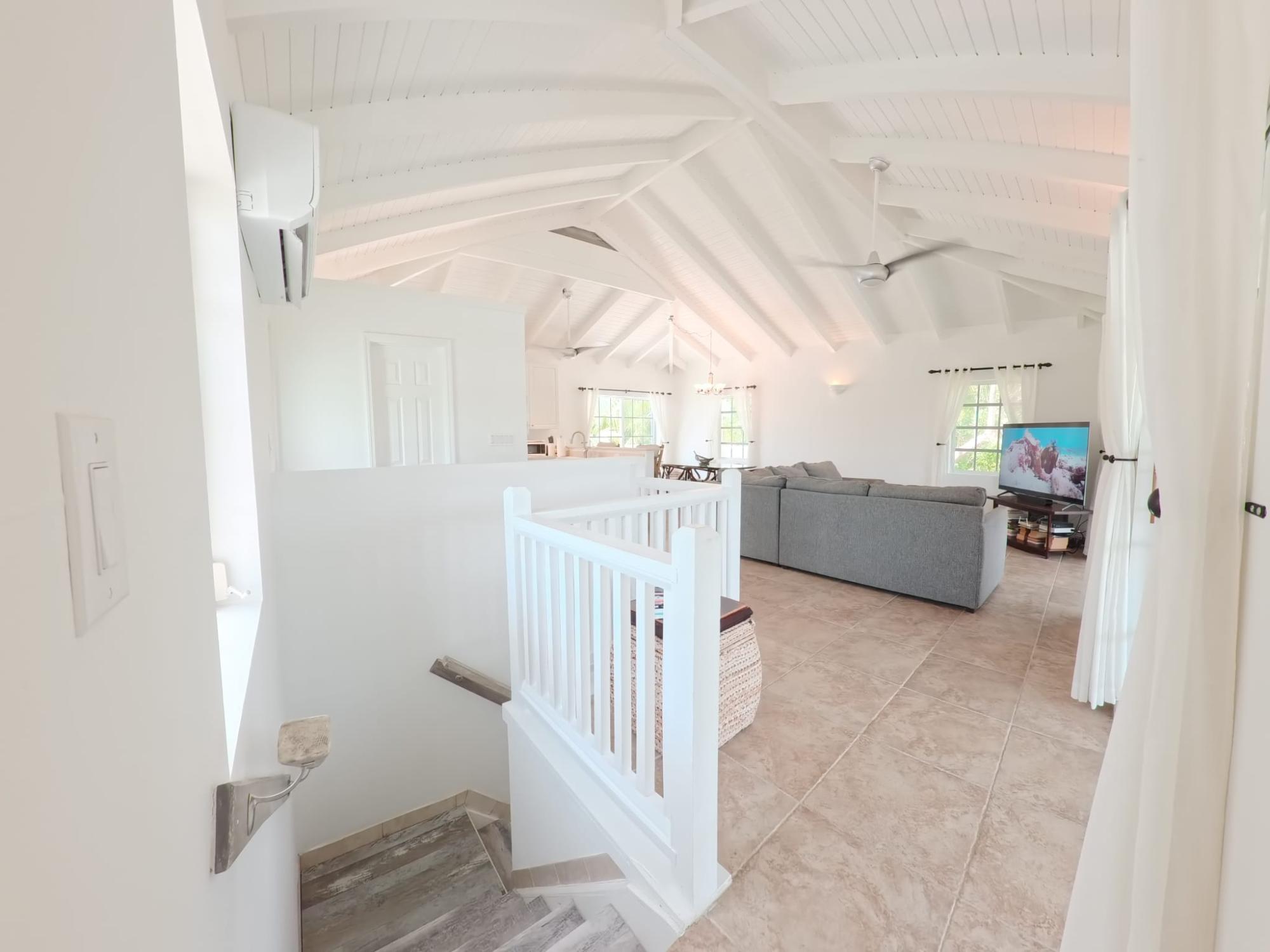 PALM BREEZE, DISCOVERY BA