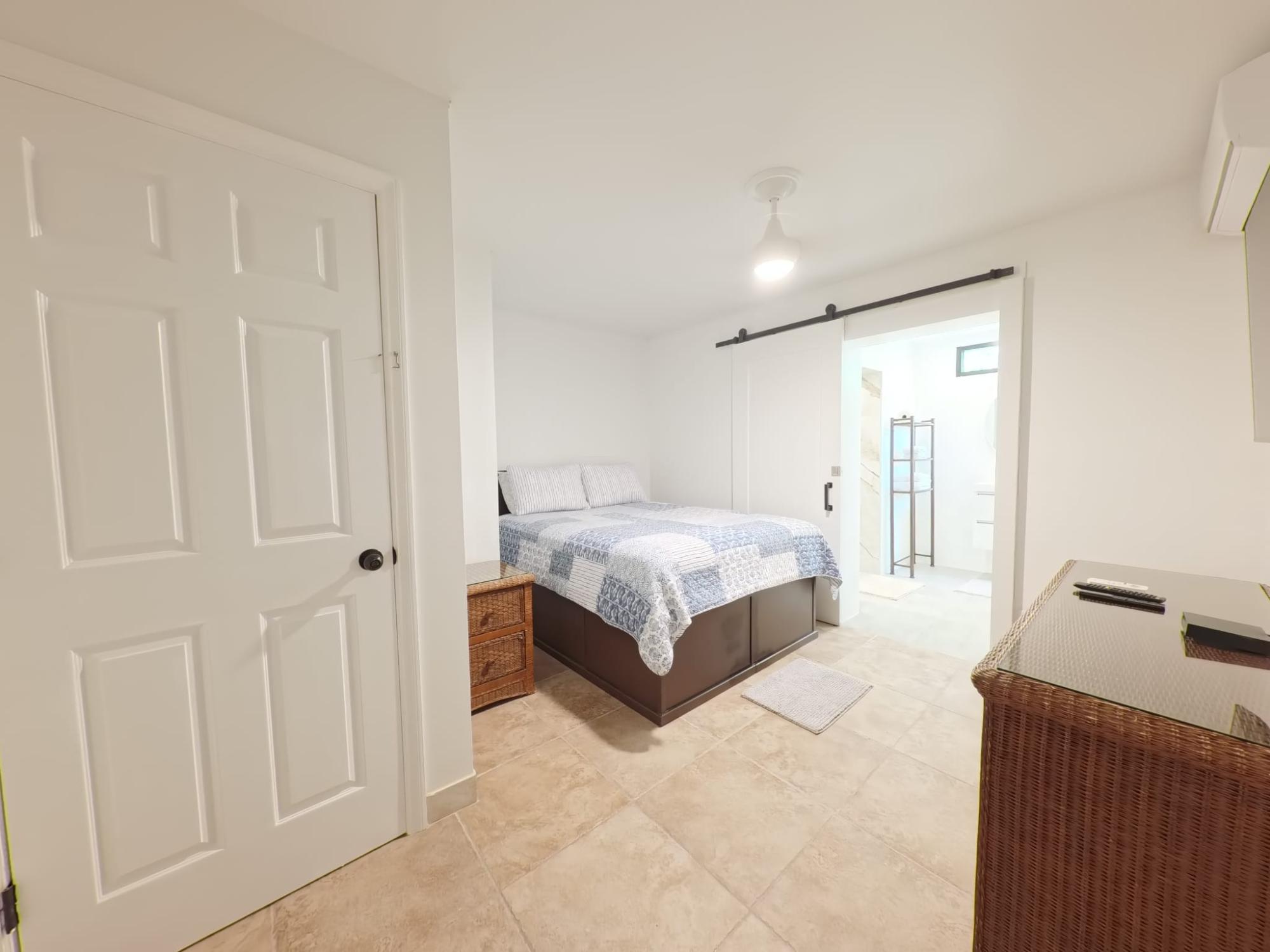 PALM BREEZE, DISCOVERY BA